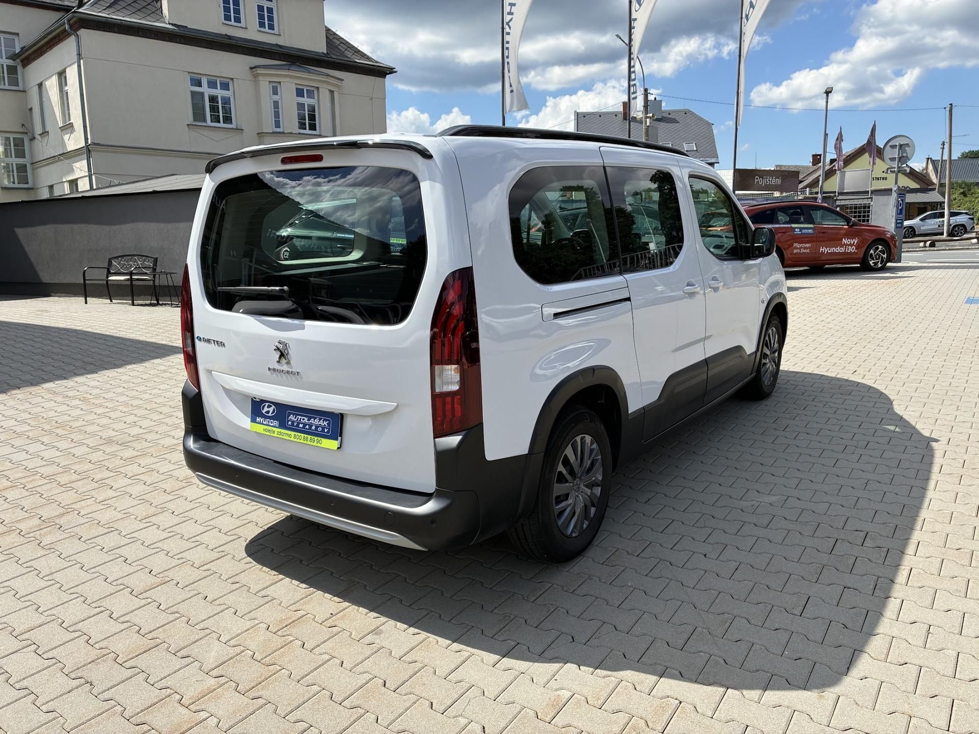 Peugeot Rifter, EV,e-GT 50 kWh-100KW, 22 000KM - fotka 3