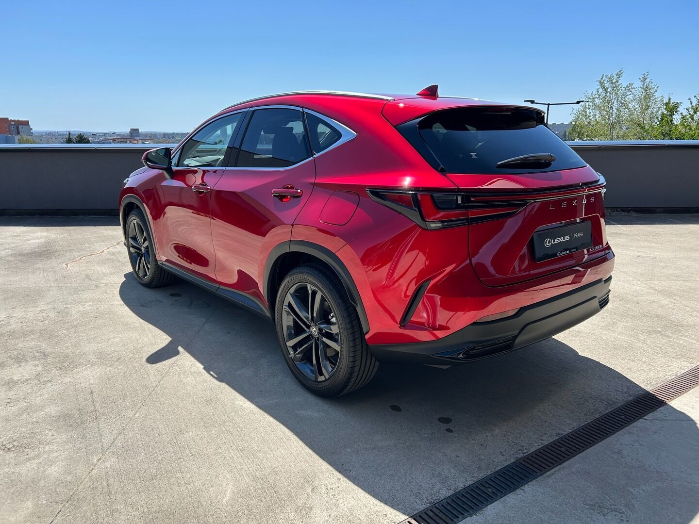 Lexus NX 350h, 350h 2.5 HEV PRESTIGE - fotka 2