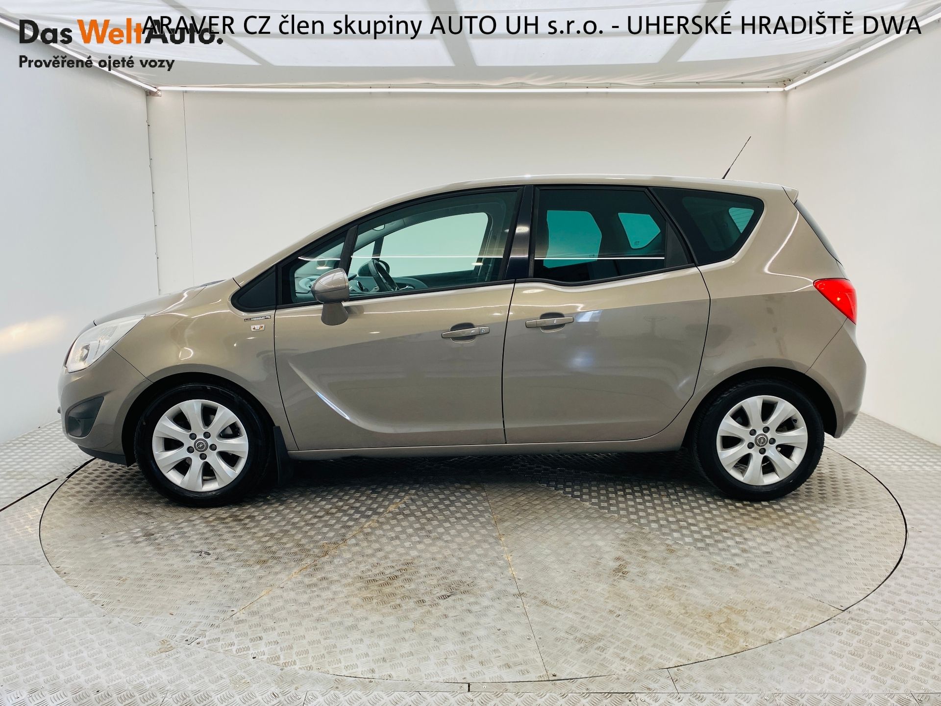 Opel Meriva, 1.4i 74 kW Digi Klima Cosmo - fotka 3