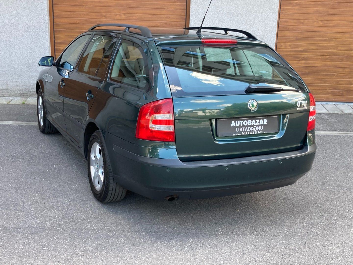 Škoda Octavia, 1.6 MPI 75kW serv.kniha - fotka 5
