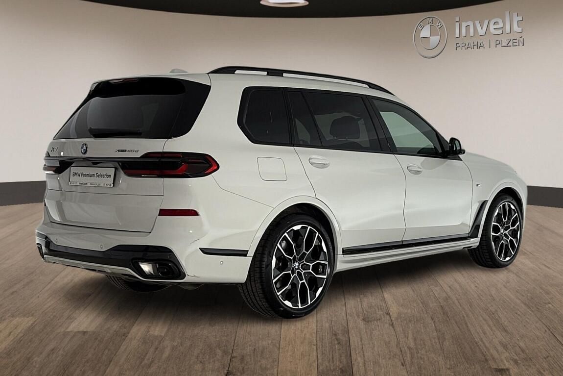 BMW X7, xDrive40d - fotka 3