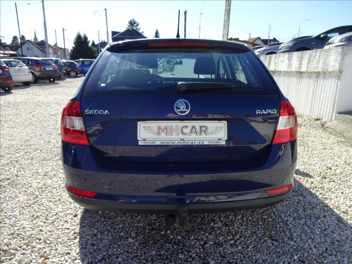 Škoda Rapid, 1,2i 55kW - fotka 6
