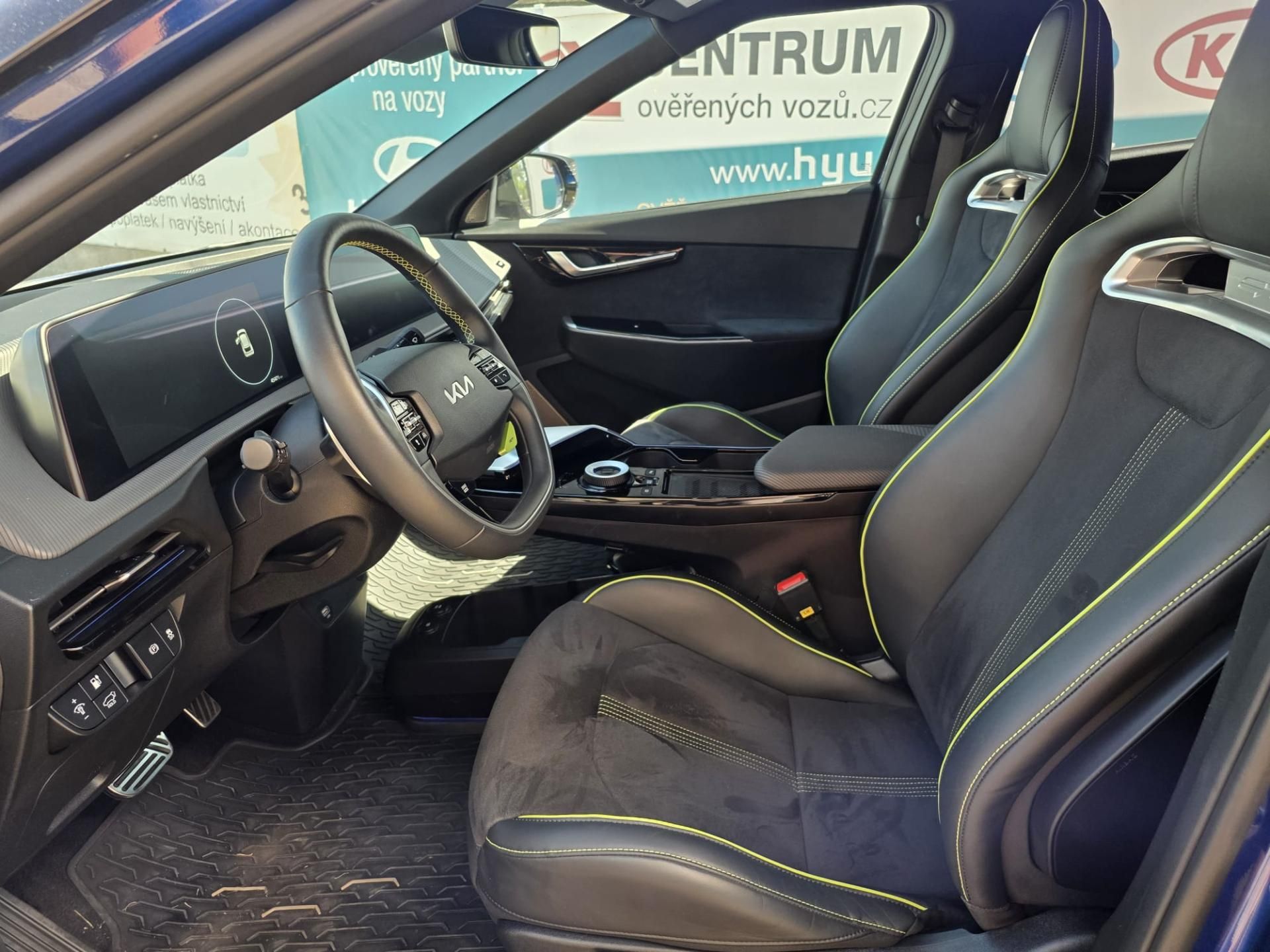 Kia EV6, GT-4X4-ZÁRUKA-1.majitel-DPH - fotka 2