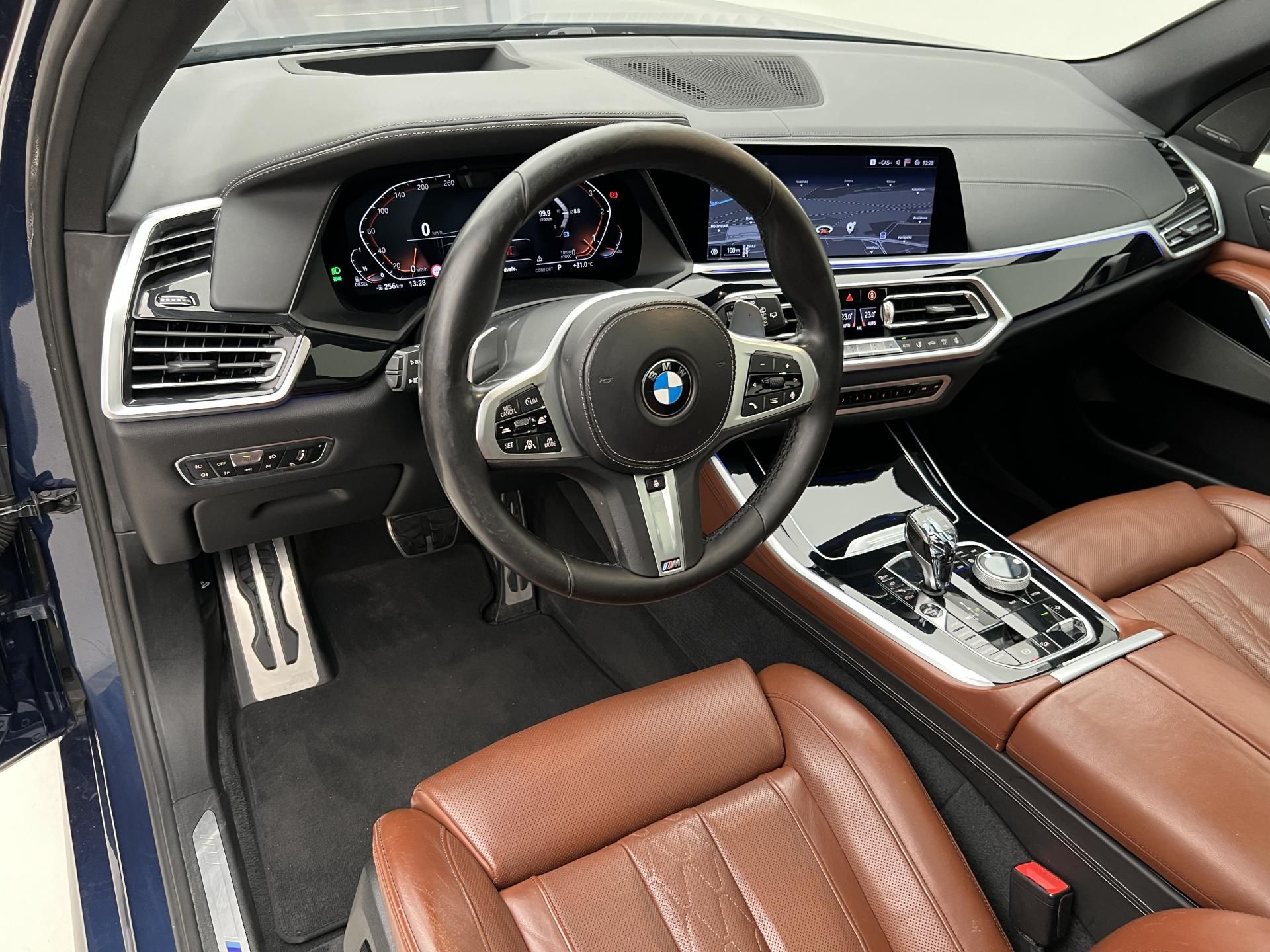 BMW X5, XDrive 30d M-Paket PANO AUT - fotka 4