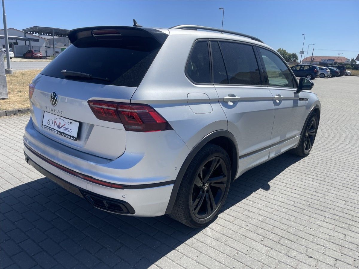 Volkswagen Tiguan, 2,0 TDi 110kw DSG R-Line LED R - fotka 4