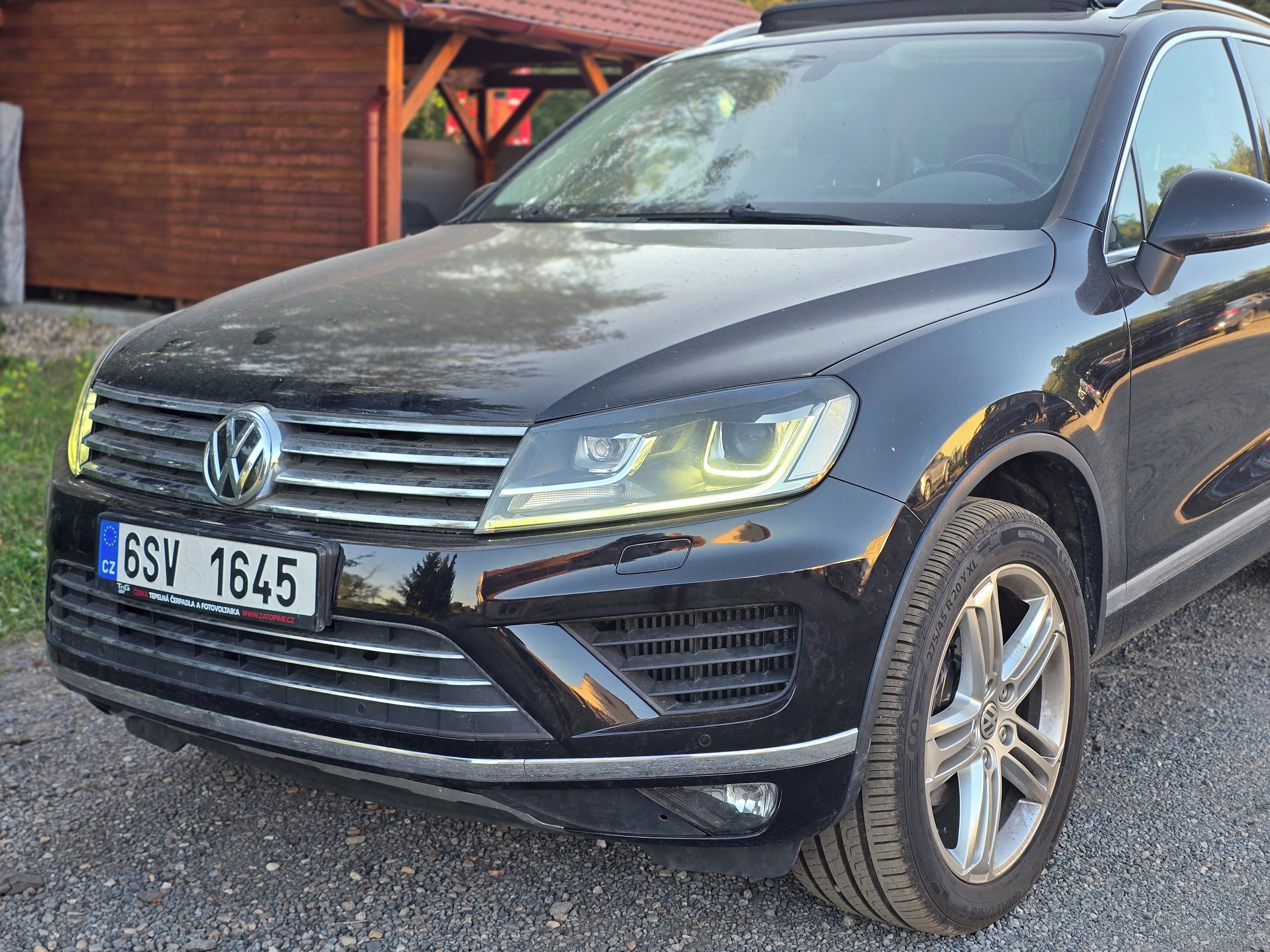Volkswagen Touareg - fotka 6