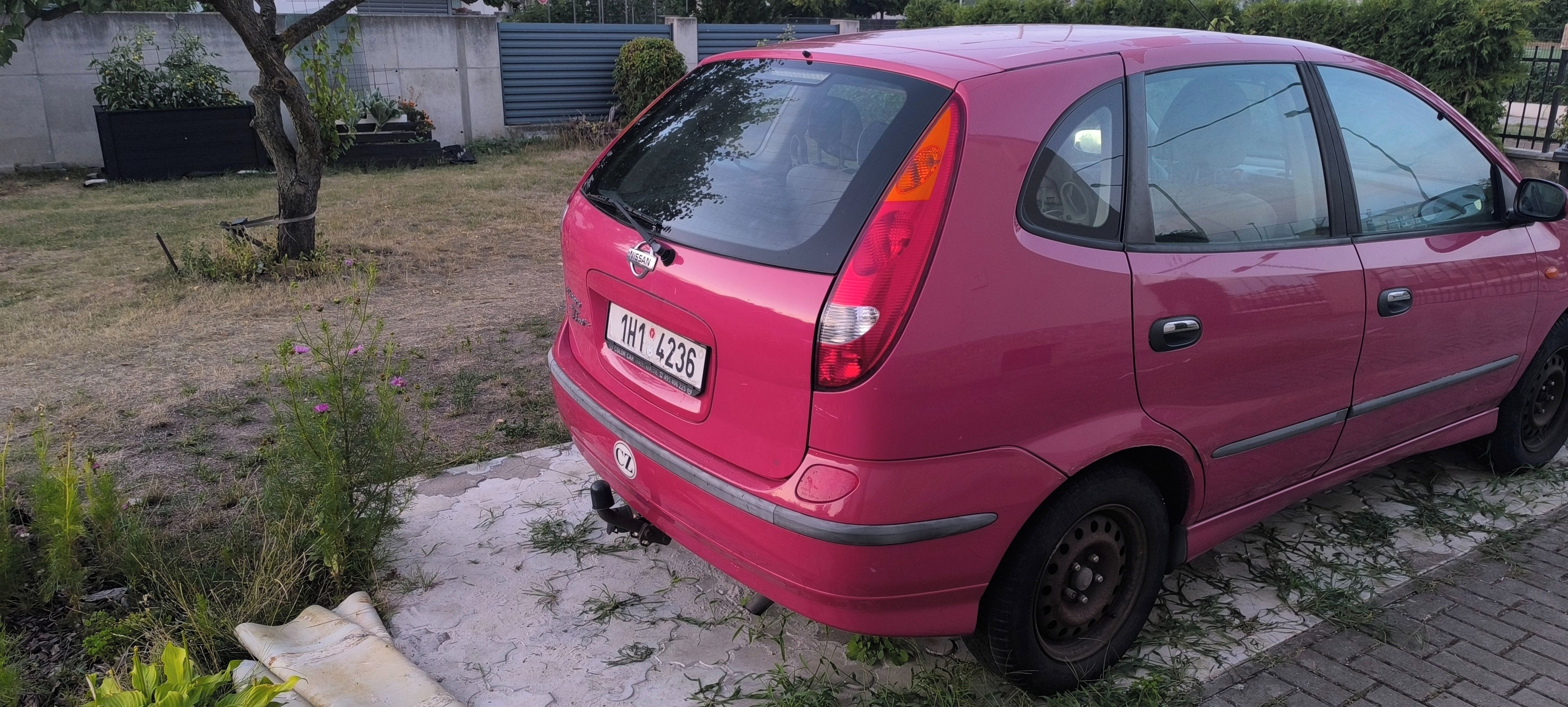 Nissan Almera Tino, 1,8 benzín tažné - fotka 4