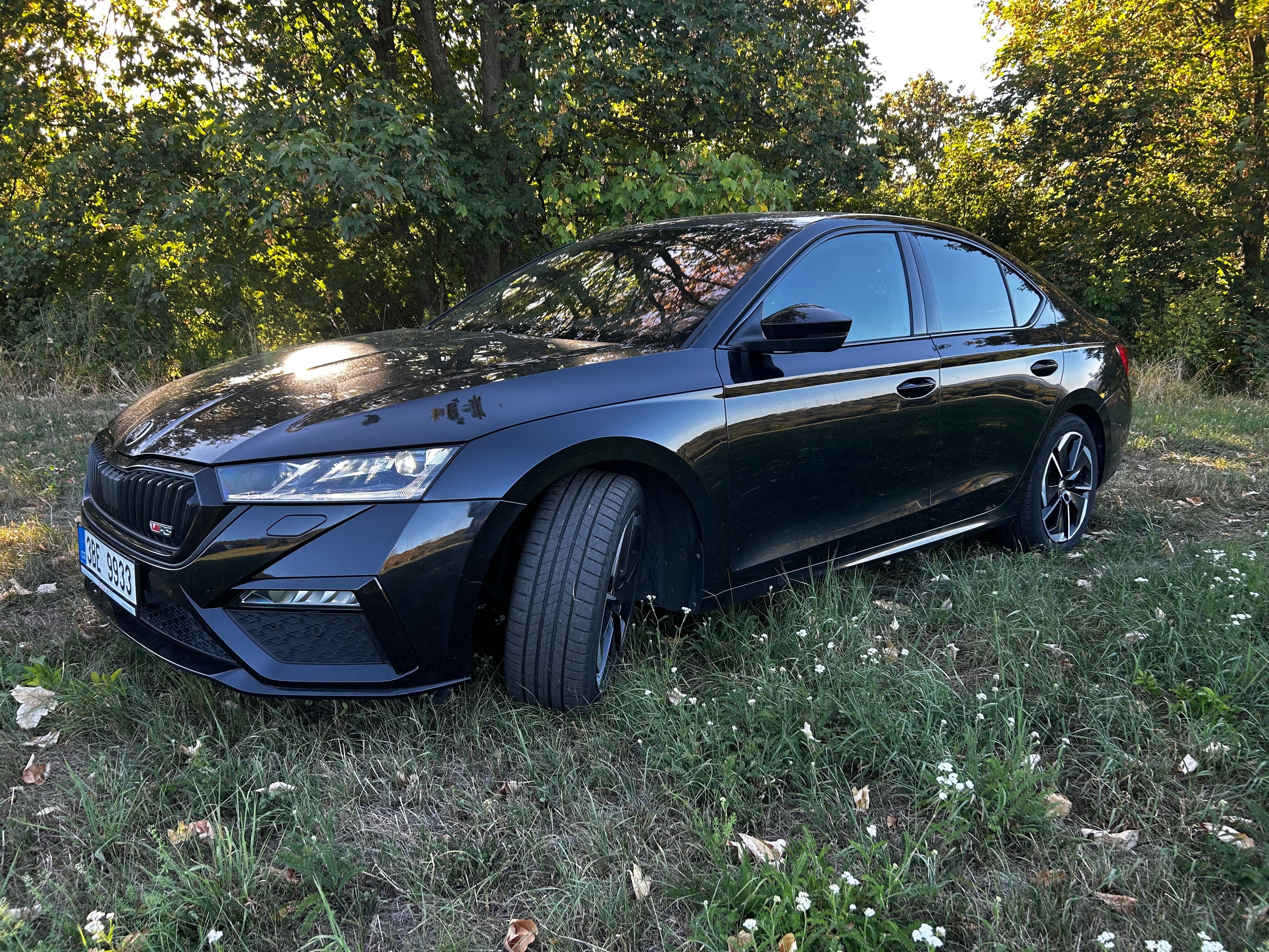 Škoda Octavia, Octavia 4 Rs, 2.0tsi 180kw,dsg - fotka 2