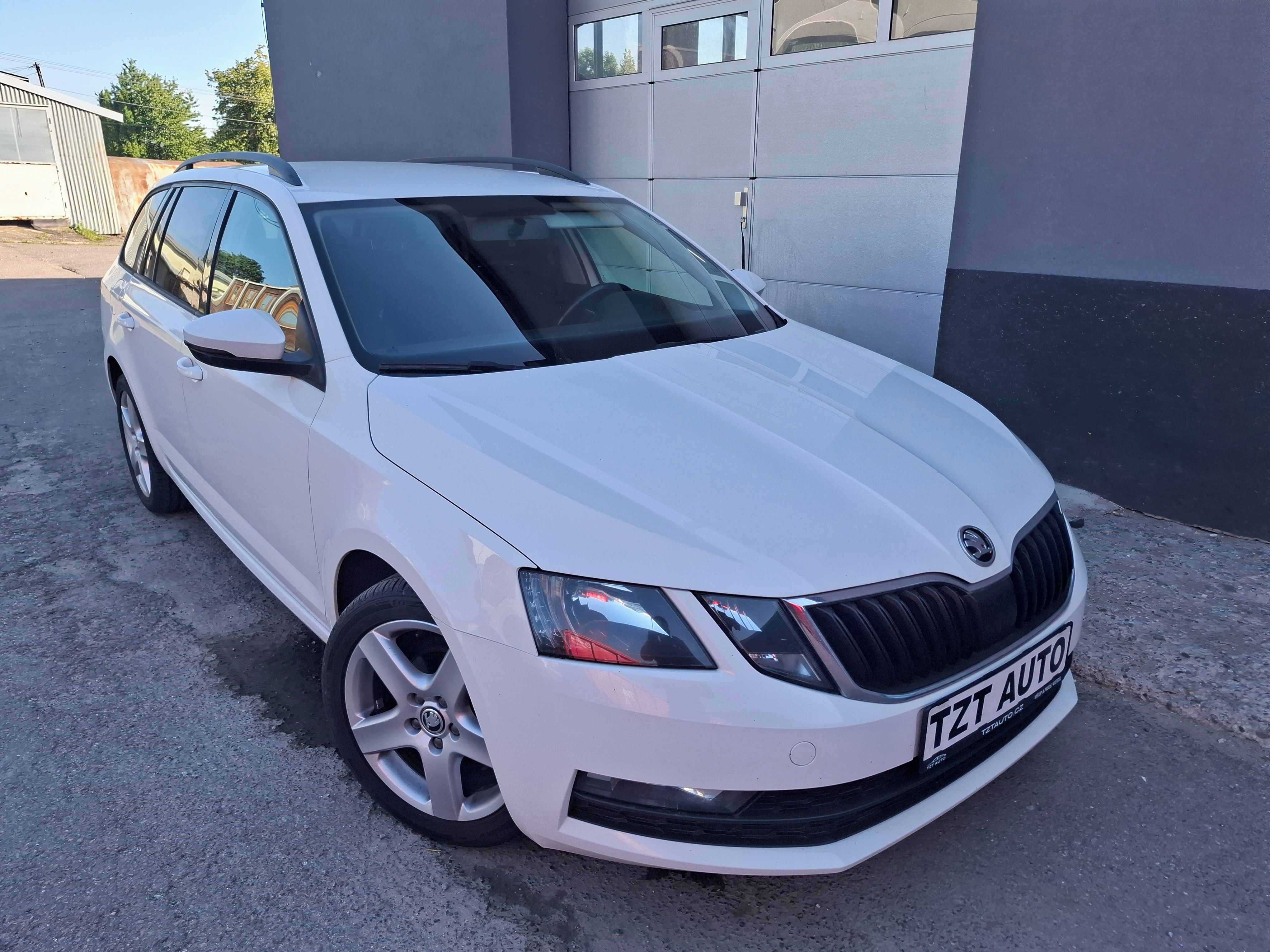 Škoda Octavia, III 1.6TDi 85kW PLNÝ SERVIS - fotka 6