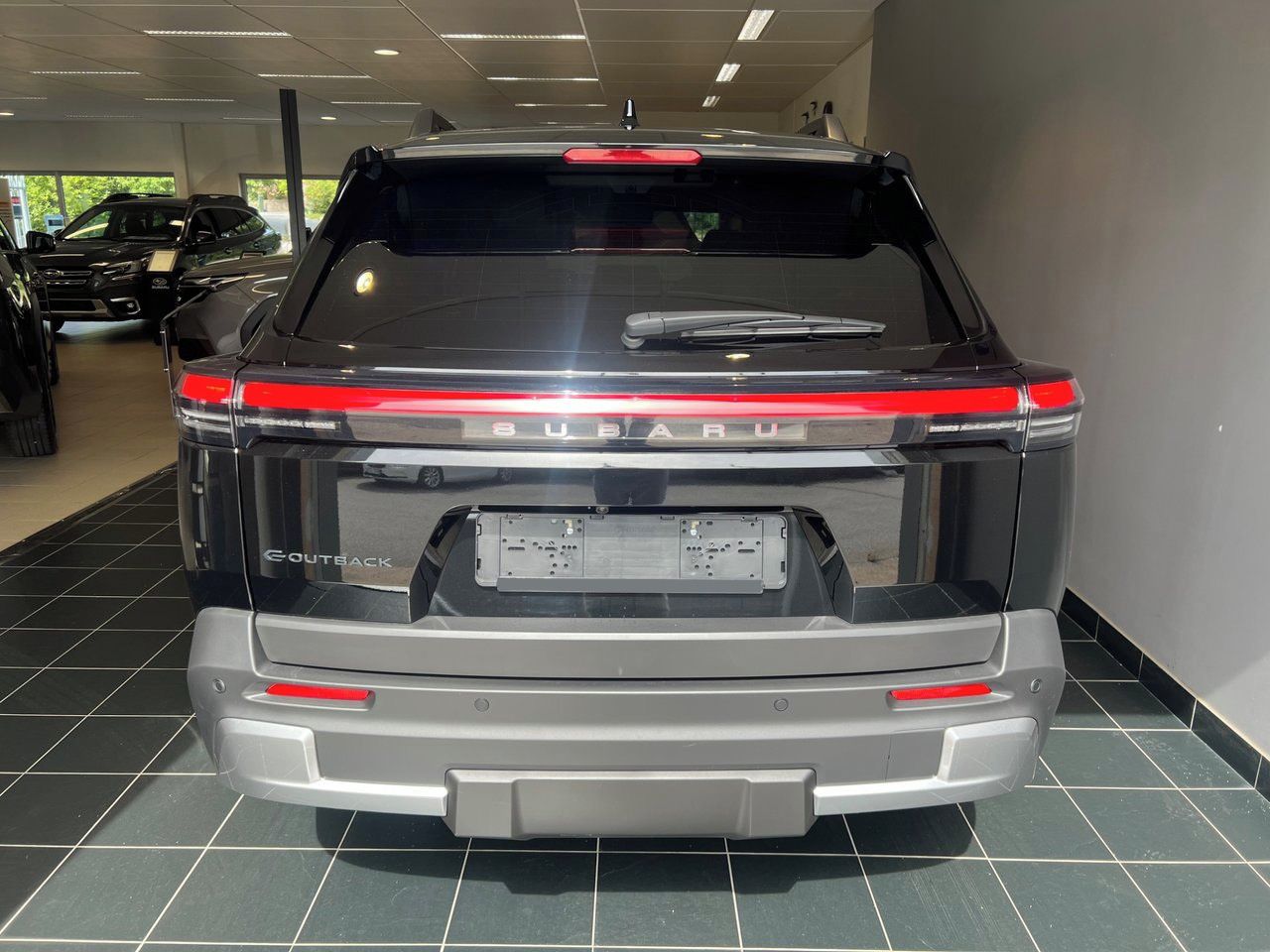 Subaru E-Outback, 74.7 kWh AWD Comfort H/K Venti - fotka 5