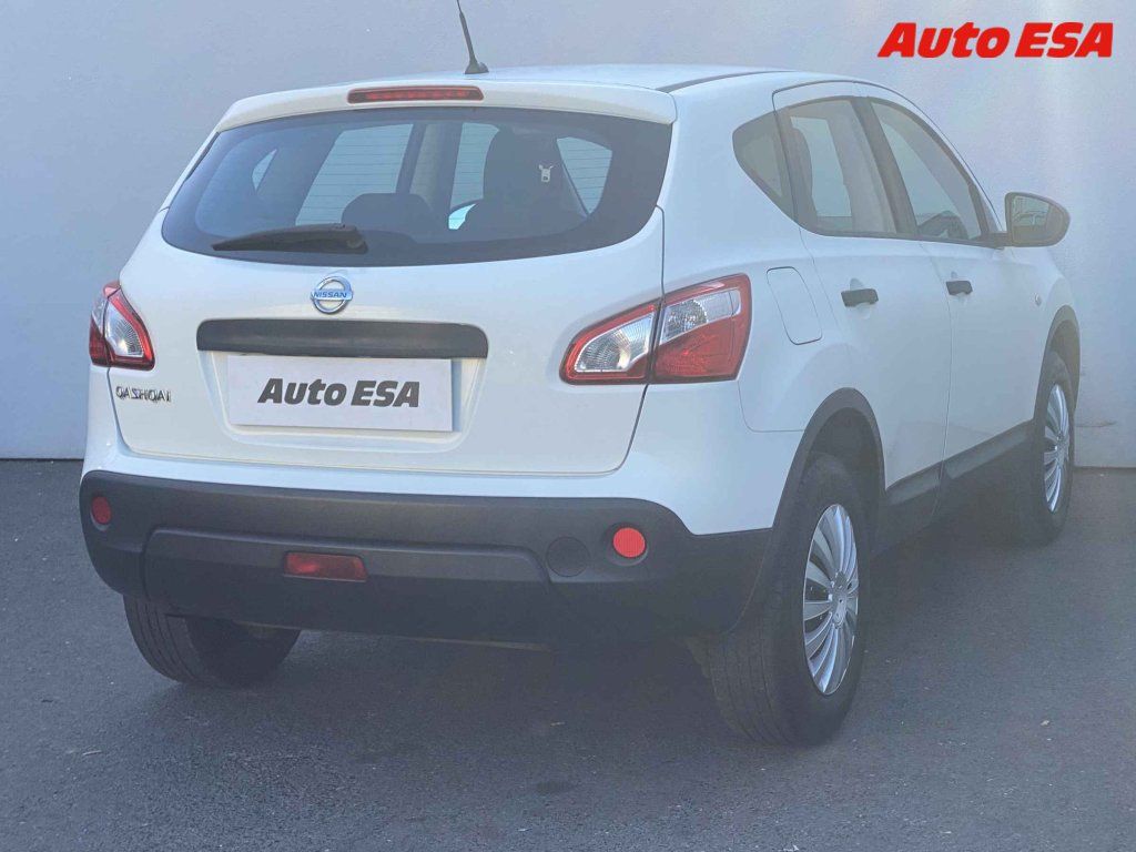 Nissan Qashqai, 1.6,+kola - fotka 4