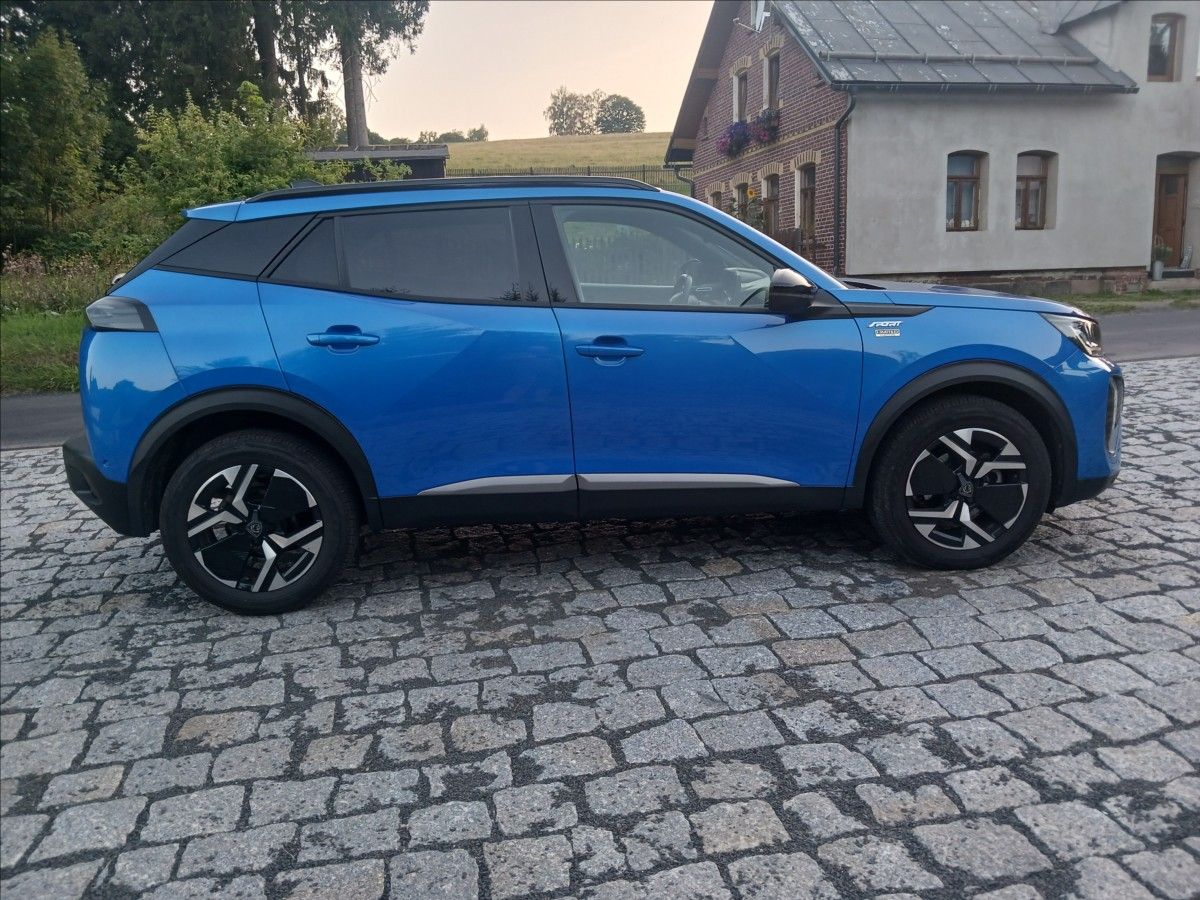 Peugeot 2008, 1,2 ALLURE LIMITED edition - fotka 6