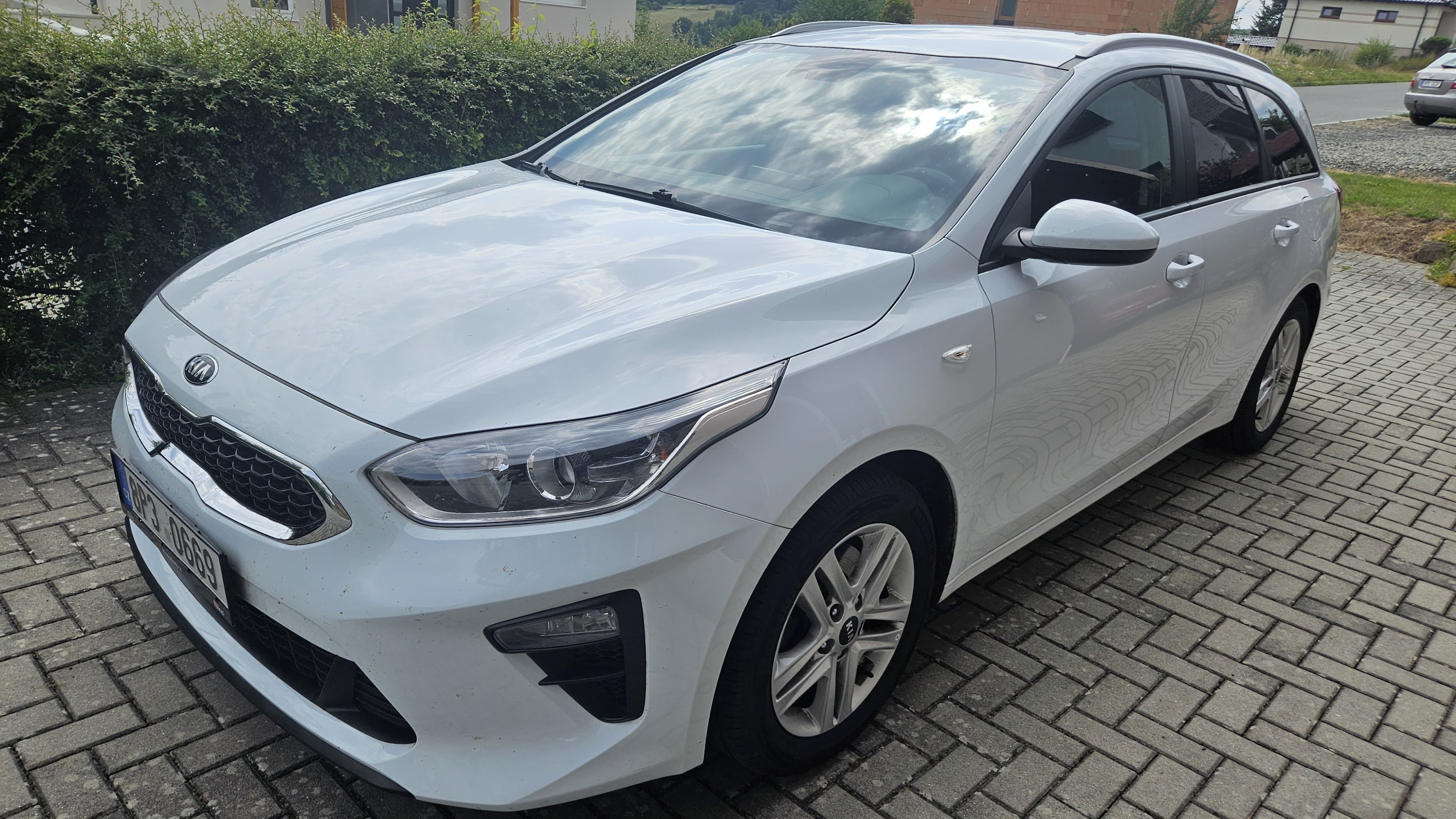 Kia Cee´d, 1.5 - fotka 6