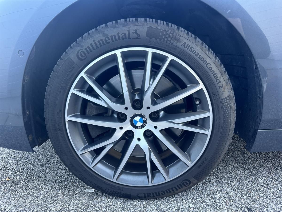 BMW Řada 2, 220d xDrive - fotka 4