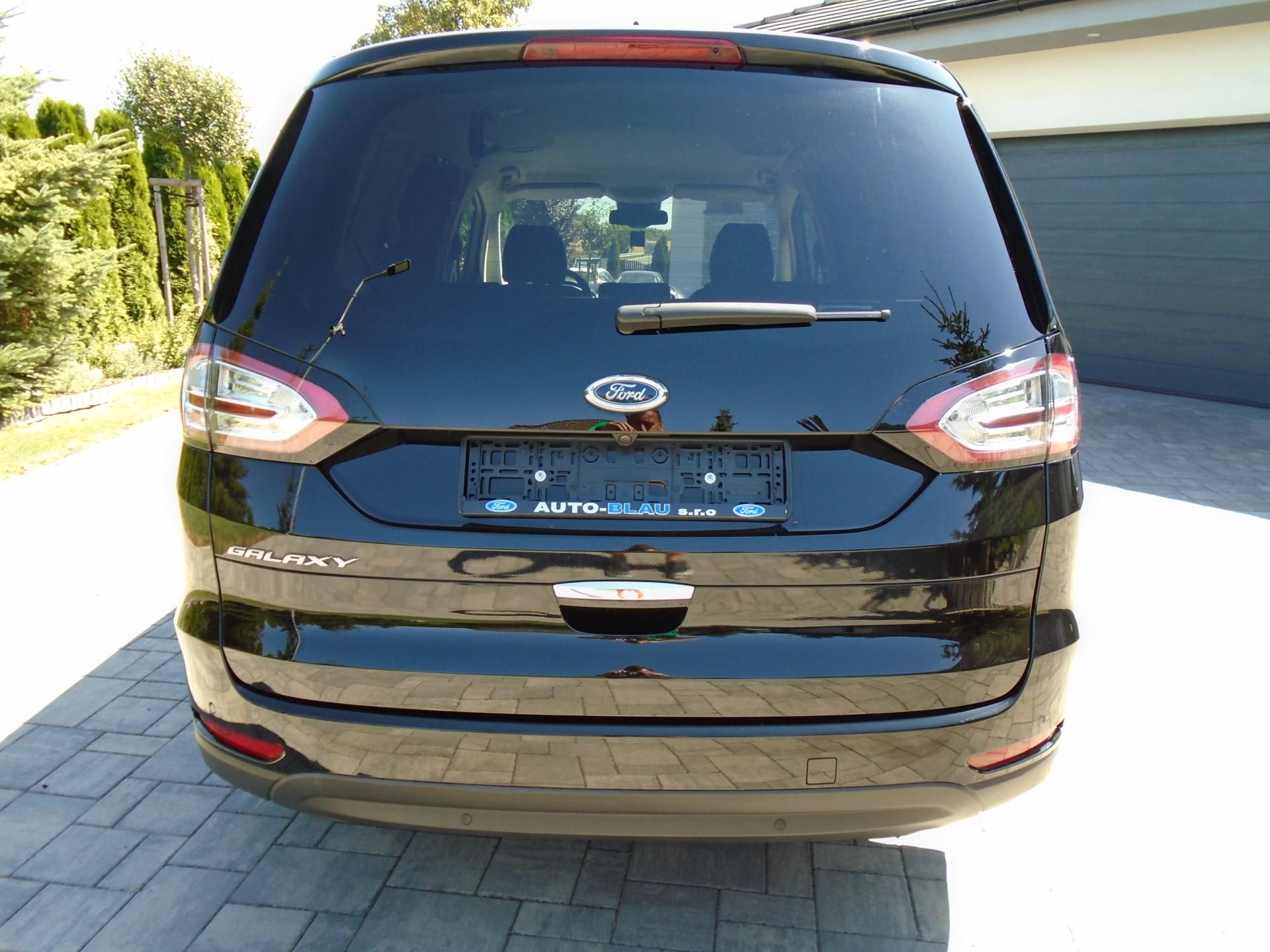 Ford Galaxy, 2.0EcoBlue 140kW 8AT Vignale - fotka 6