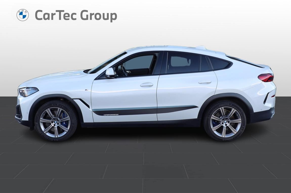 BMW X6, xDrive40d - fotka 3