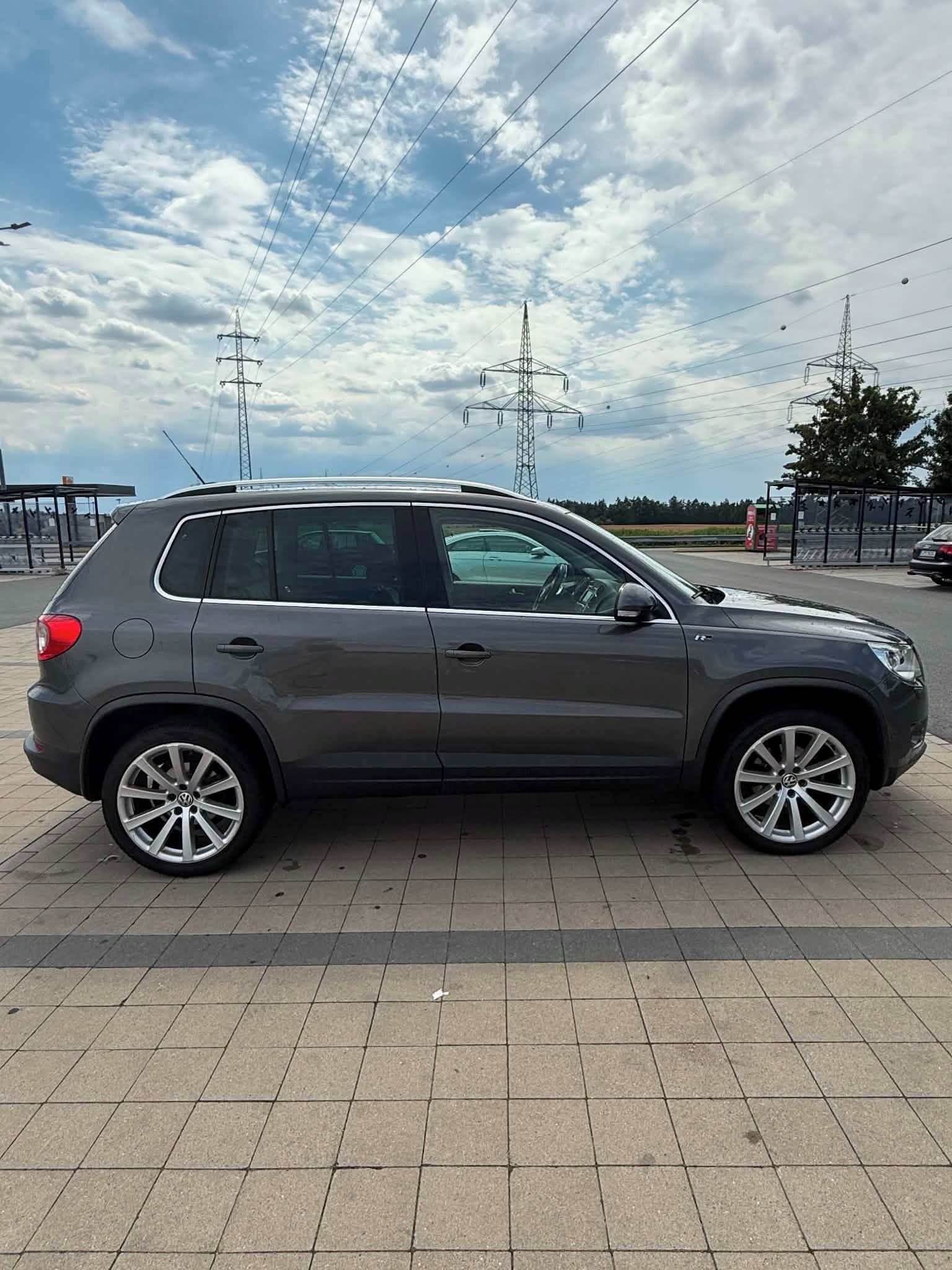 Volkswagen Tiguan, 2.0 TSI 147kw, 4x4, DSG R-line - fotka 4