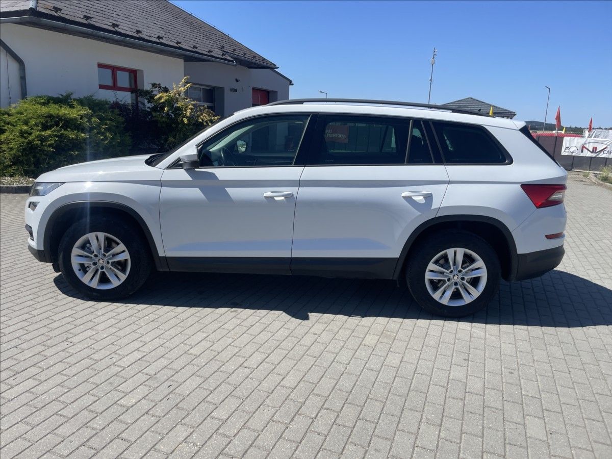 Škoda Kodiaq, 2,0 TDi 110kw DSG 4x4 Executiv - fotka 2