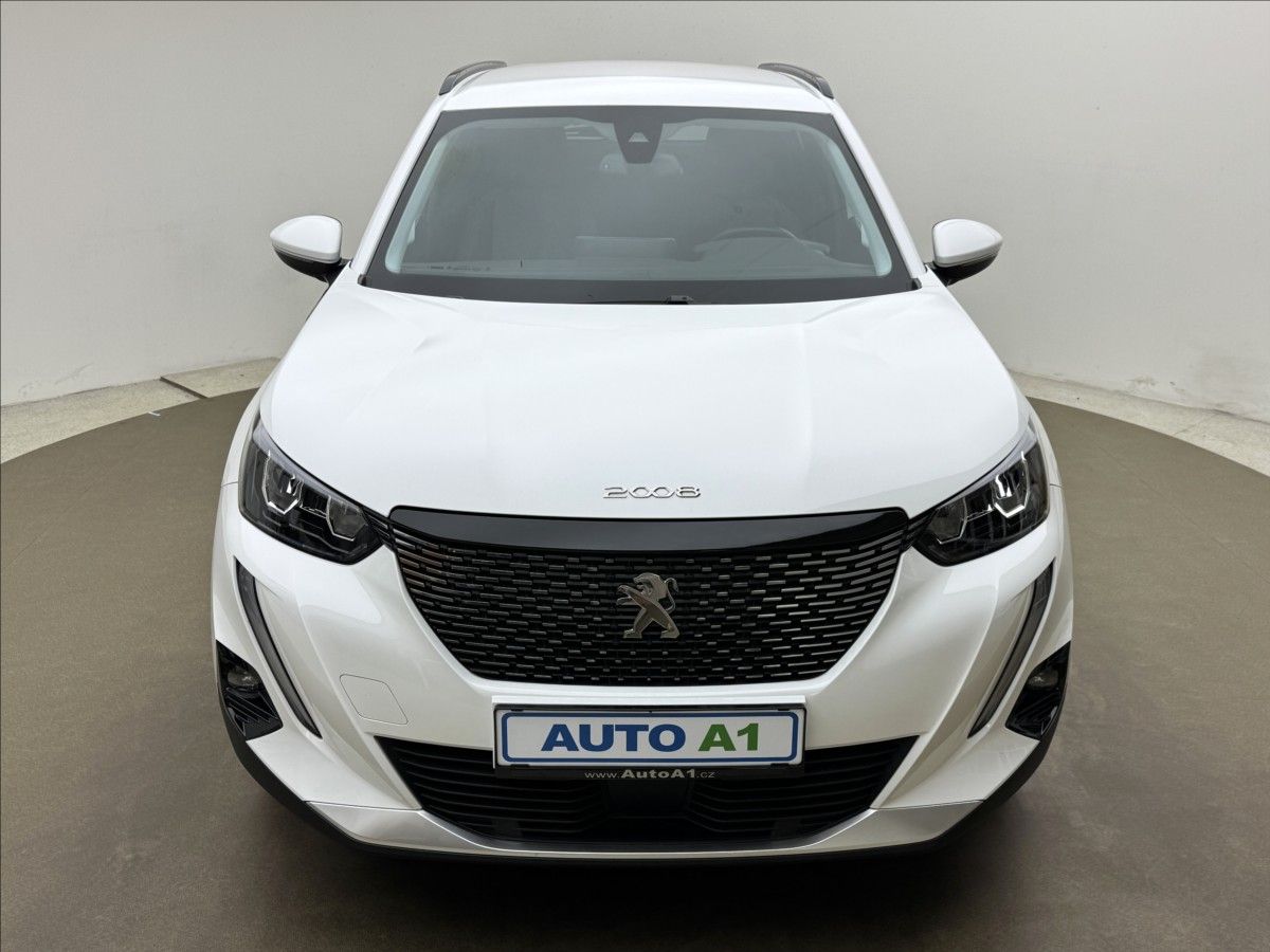 Peugeot 2008, 1,2 DPH VÝHŘEV ALLURE+ 1MAJ ČR - fotka 2