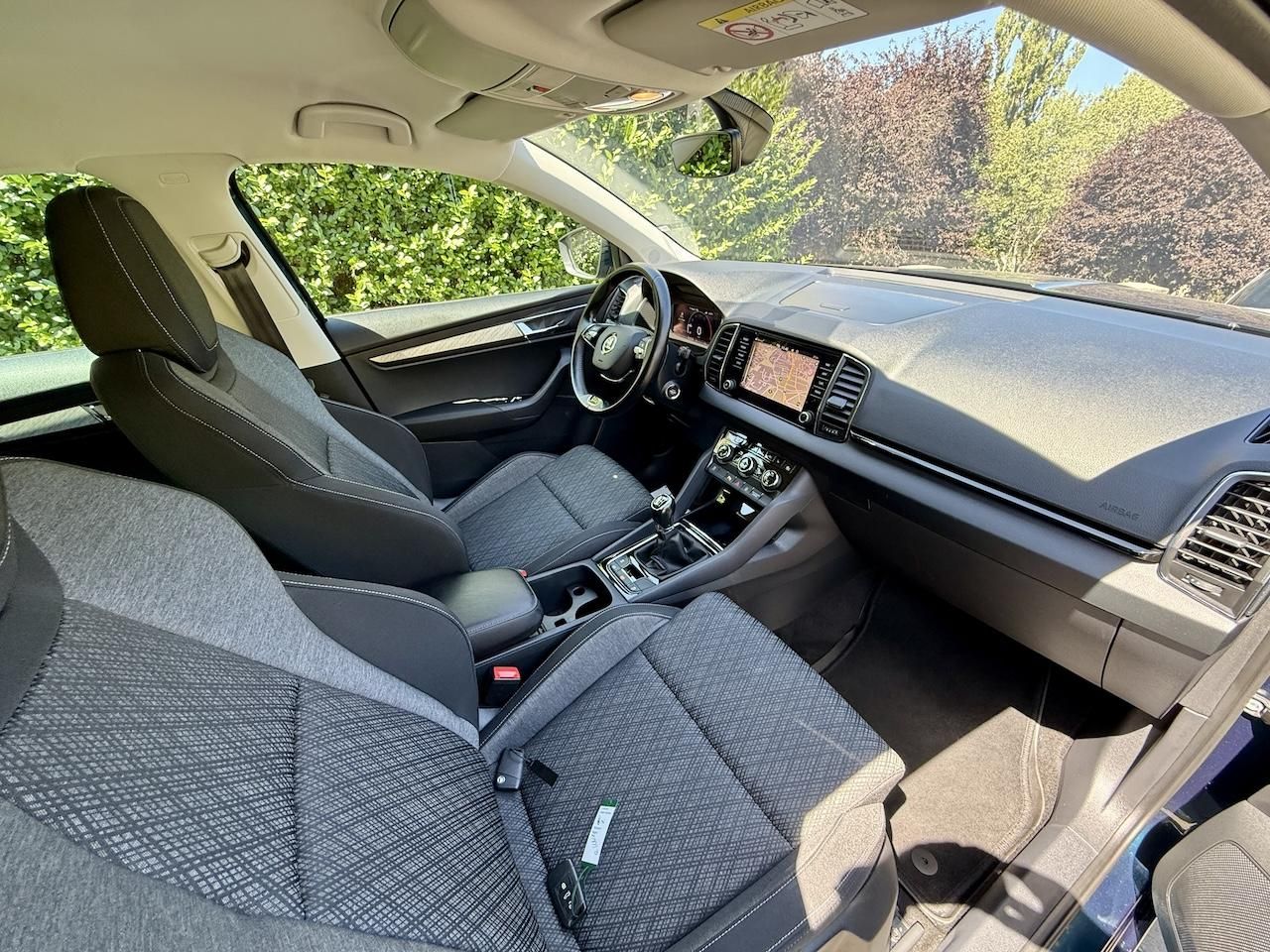 Škoda Karoq, 2.0TDi STYLE KAMERA,TAŽNÉ,ČR - fotka 4
