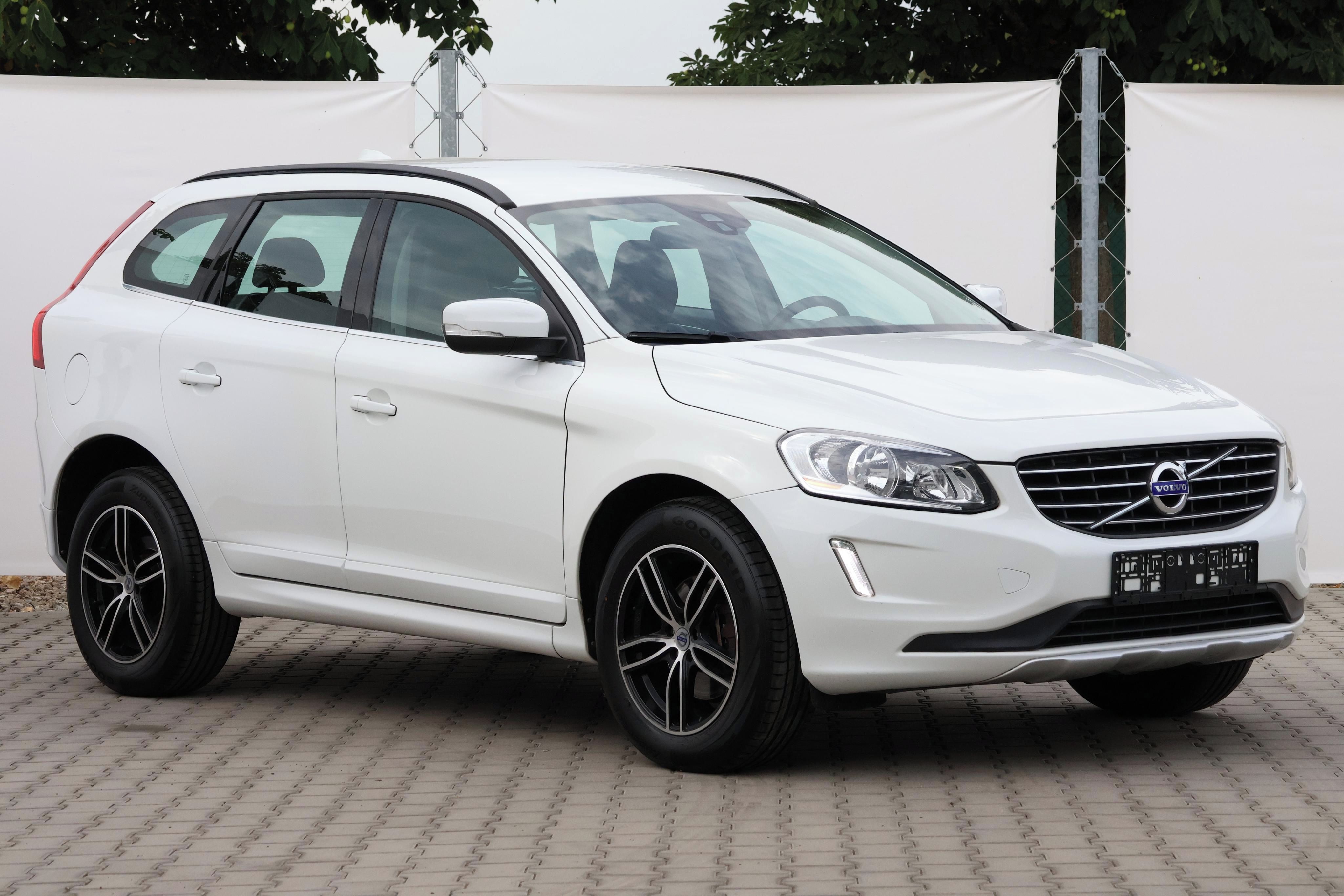 Volvo XC60, 2.4D5*120kW*AT*AWD*191.000km* - fotka 3