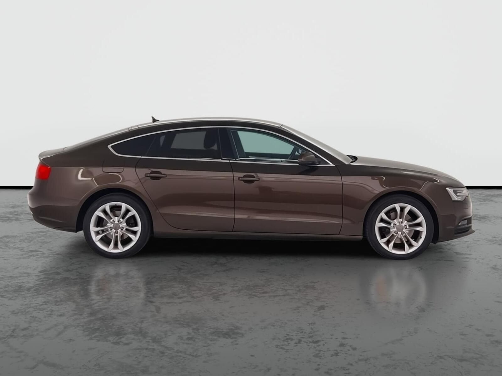 Audi A5, 2.0 TDI, 4X4, Automat - fotka 6