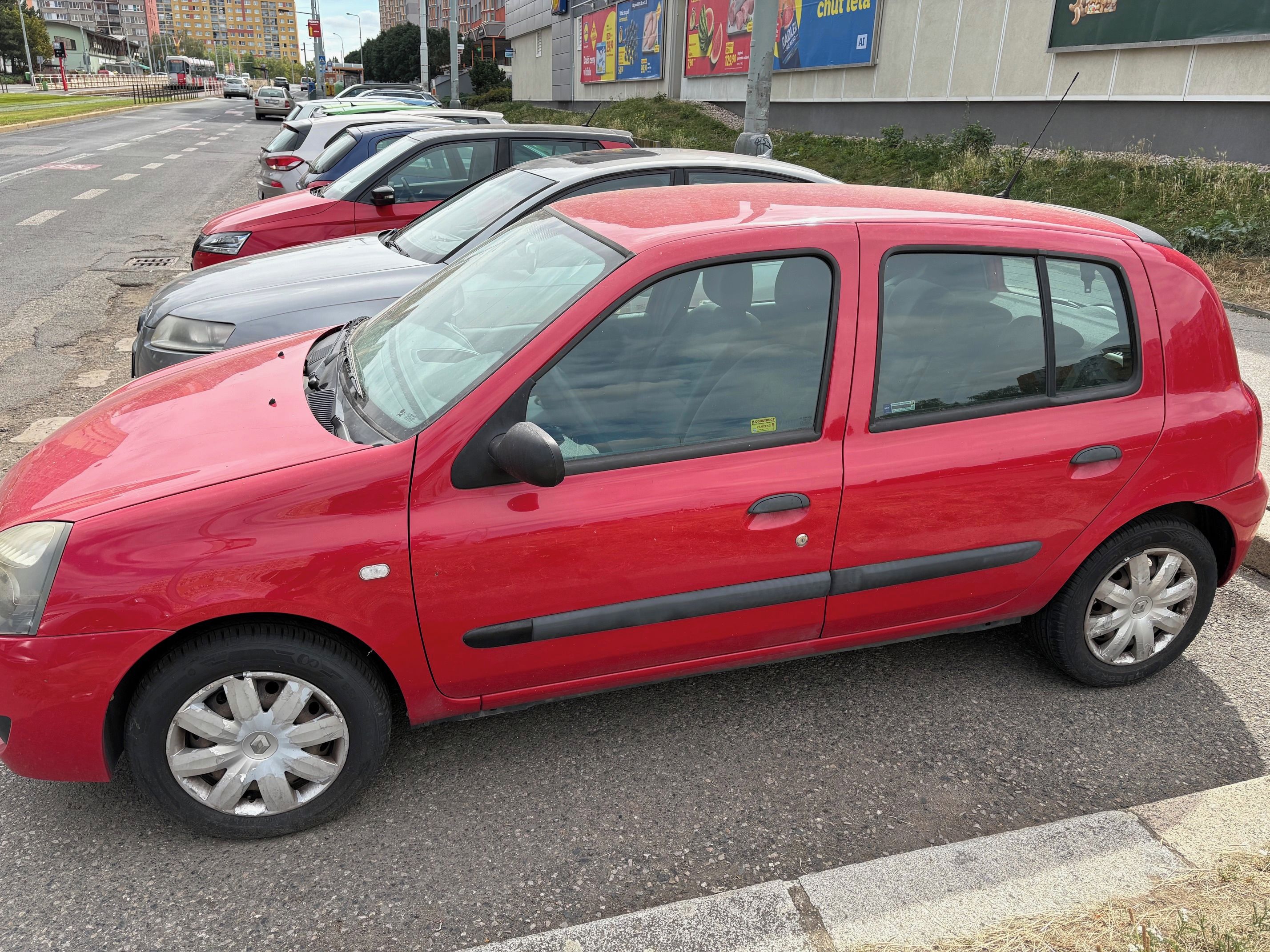 Renault Clio - fotka 3