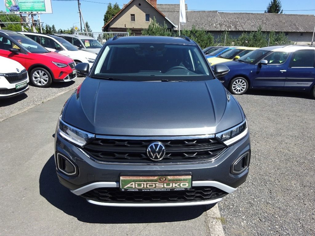 Volkswagen T-Roc, 2024-VIRTUAL,FULL LED,NAVI-1.M - fotka 2