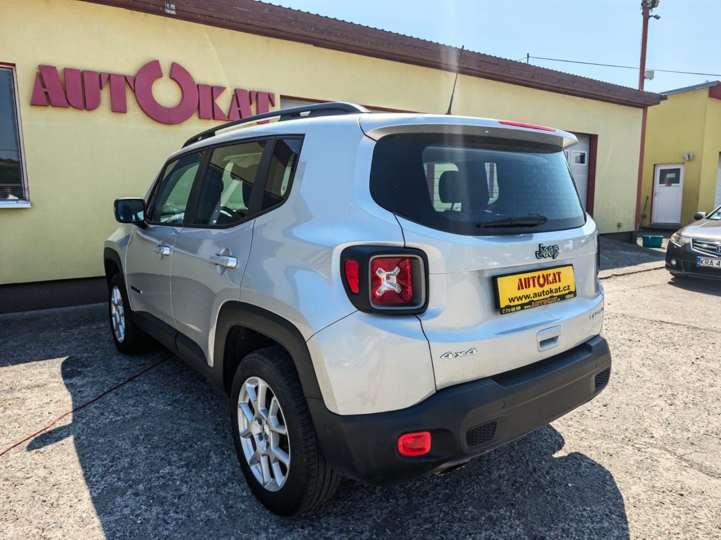 Jeep Renegade, 2.0 JTD-MJET 4x4/1Maj/DigKlima - fotka 5