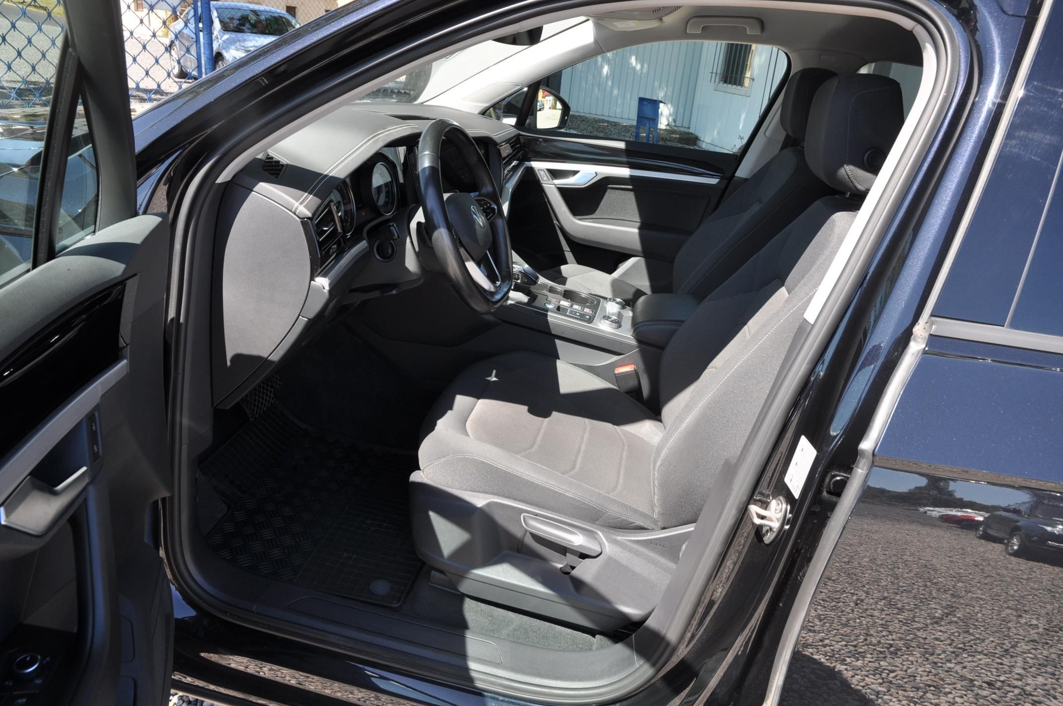 Volkswagen Touareg, 3.0TDi V6 170kW 4x4 Automat - fotka 6