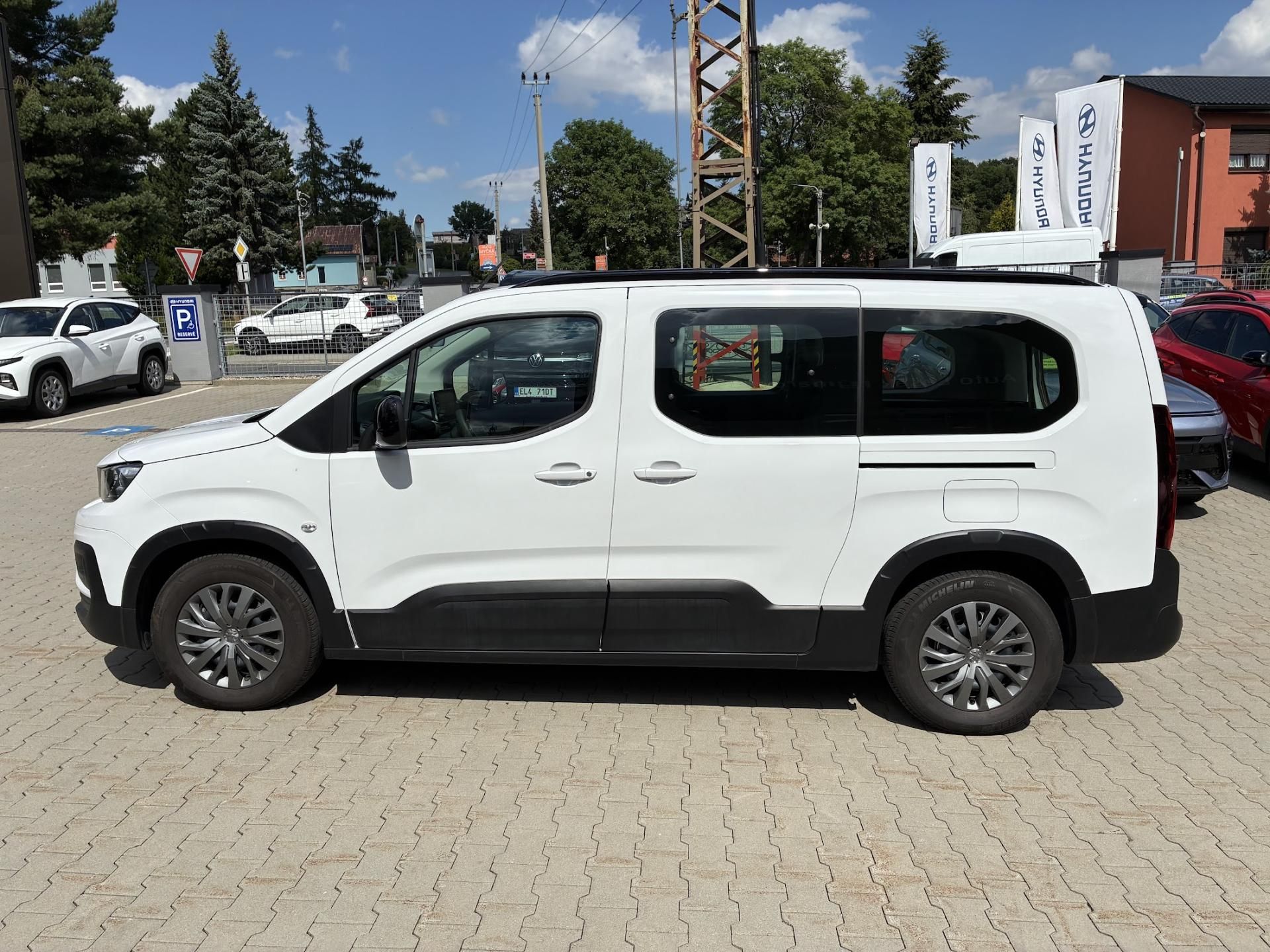 Peugeot Rifter, EV,e-GT 50 kWh-100KW, 22 000KM - fotka 6