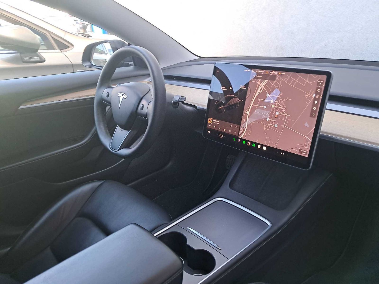 Tesla Model 3, Long Range 4WD 82kWh, SoH 87% - fotka 3