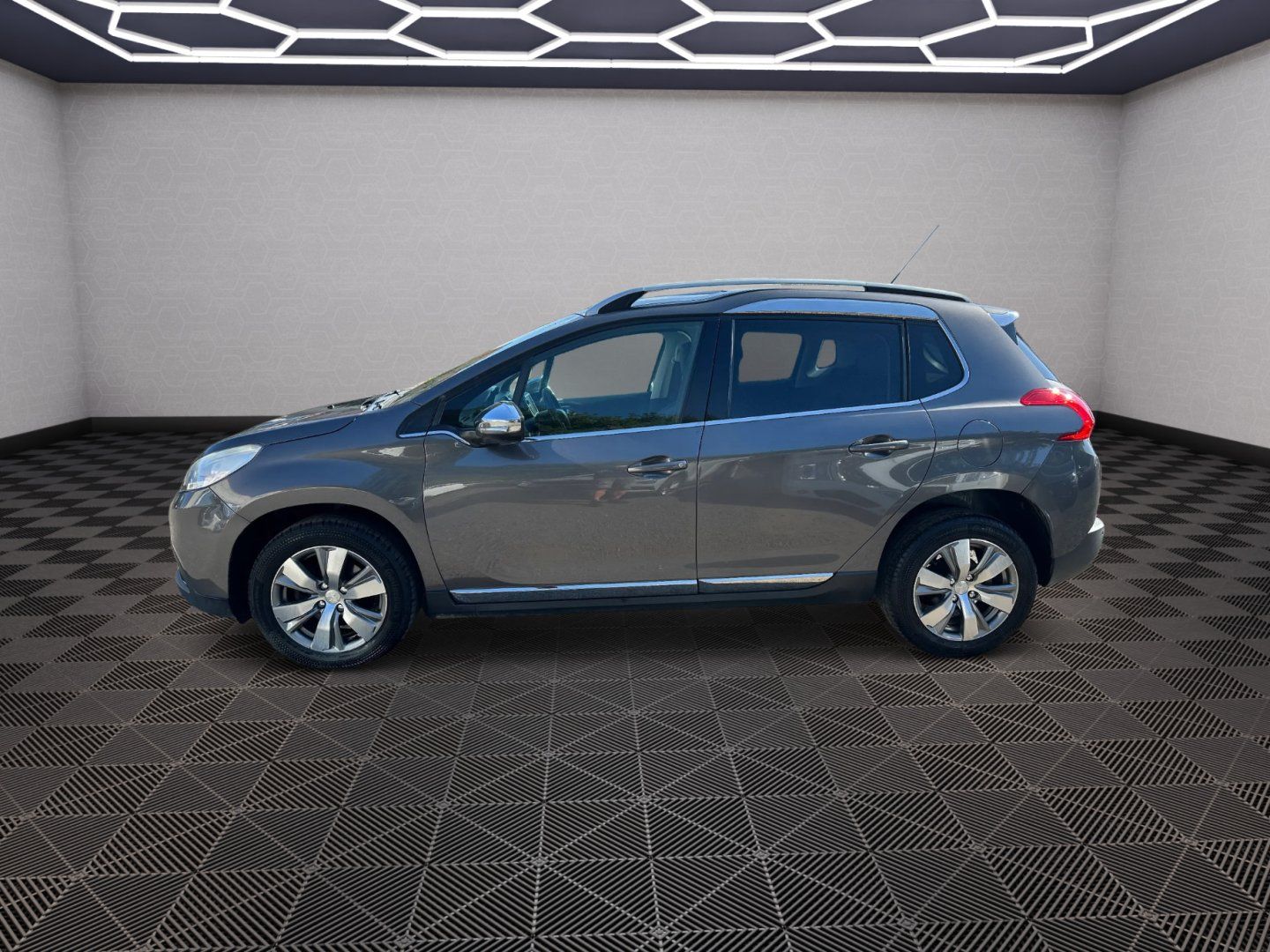 Peugeot 2008, 1,6HDI Allure - fotka 4