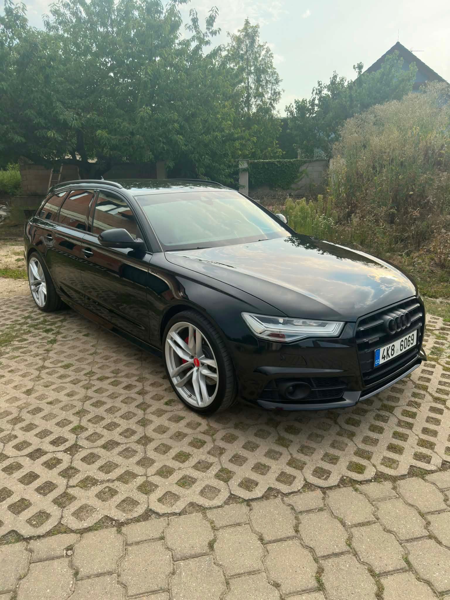 Audi A6 Avant - fotka 2