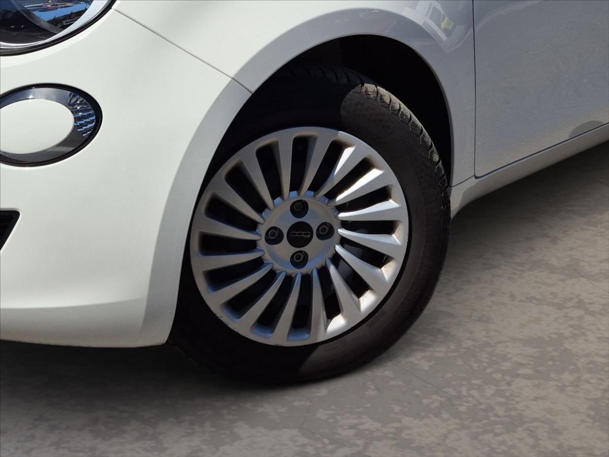Fiat 500 - fotka 6