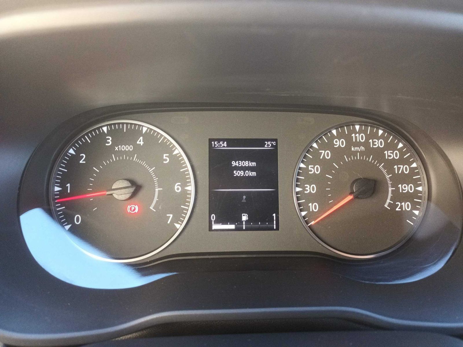 Dacia Duster, 1.6 SCe, LPG, Serv.kniha, Navi - fotka 3