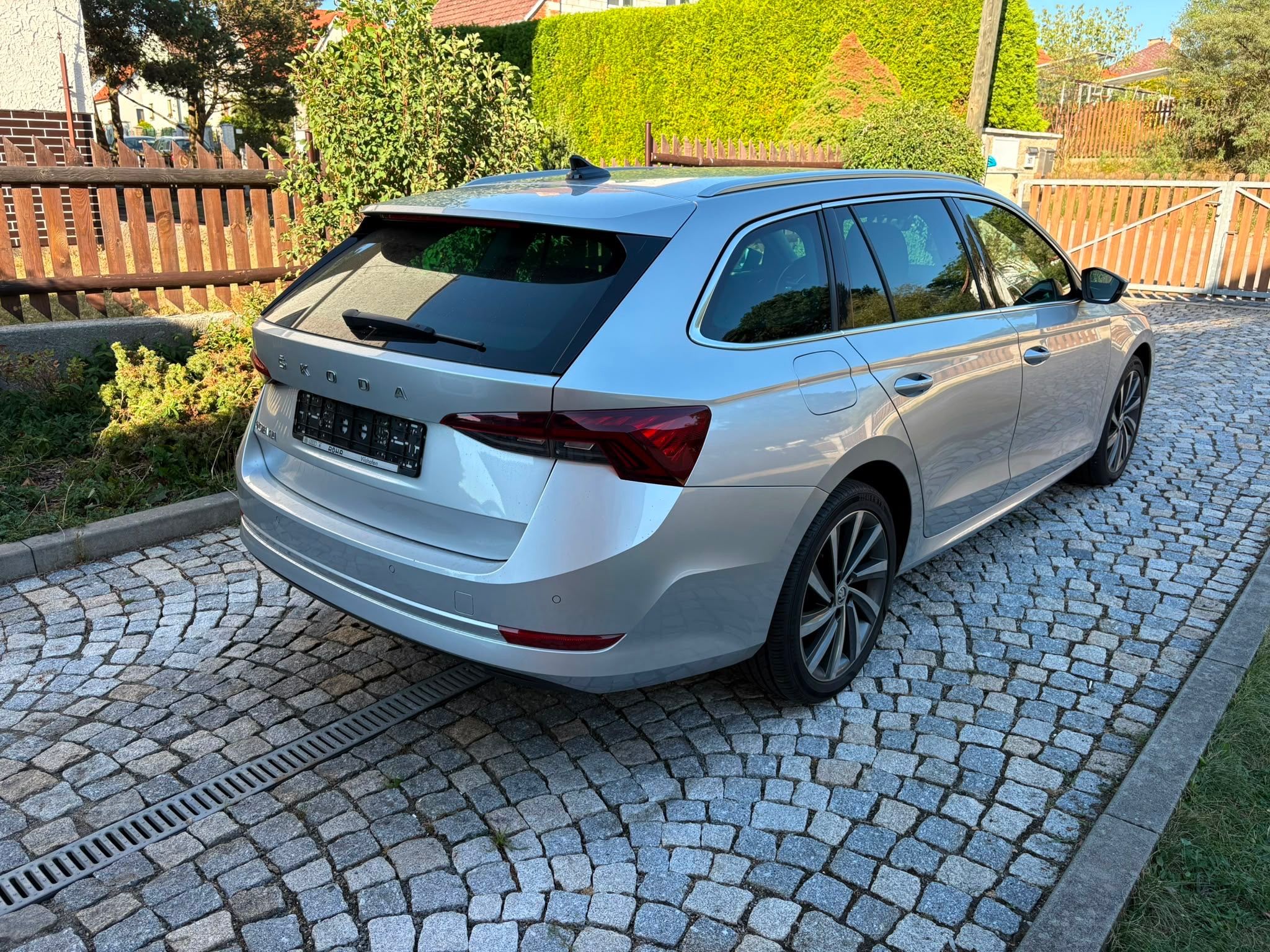 Škoda Octavia, IV kombi 2,0 TDI 110 KW DSG - fotka 5