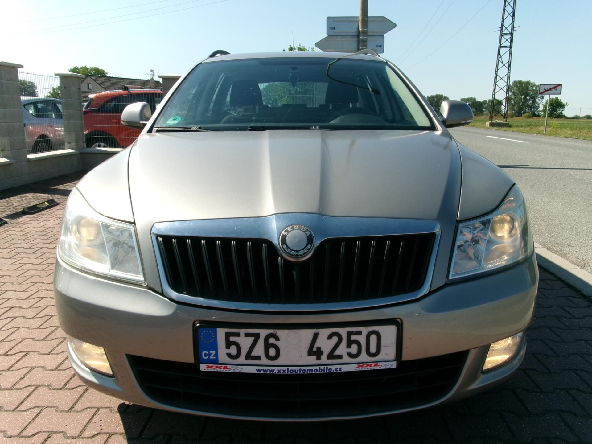 Škoda Octavia, 2,0TDI 8V KLIMA VÝHŘEV TAŽNÉ - fotka 3