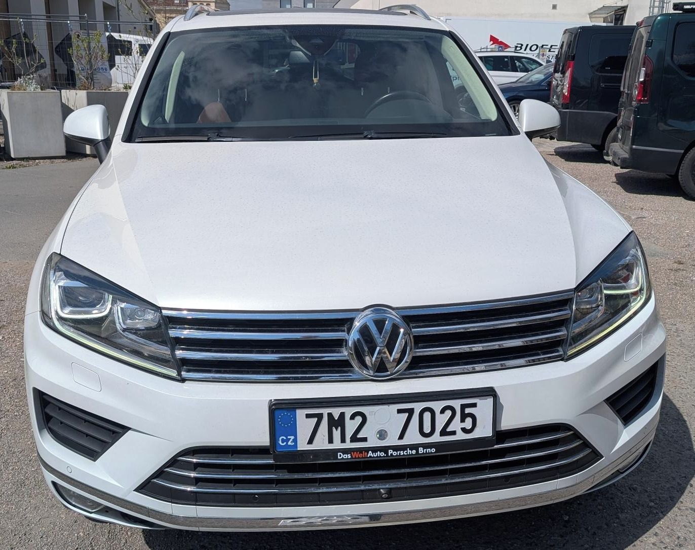 Volkswagen Touareg, 3.0TDi R,vzduch,servis,odpočet - fotka 2