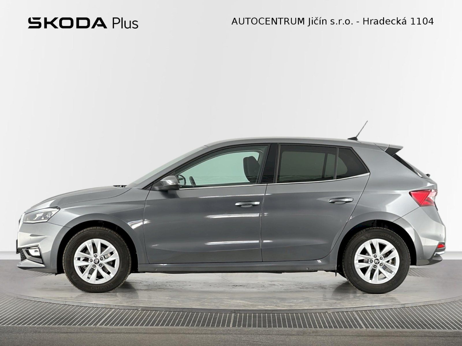 Škoda Fabia, DSG 1.0TSI 85kW Top Selection - fotka 3