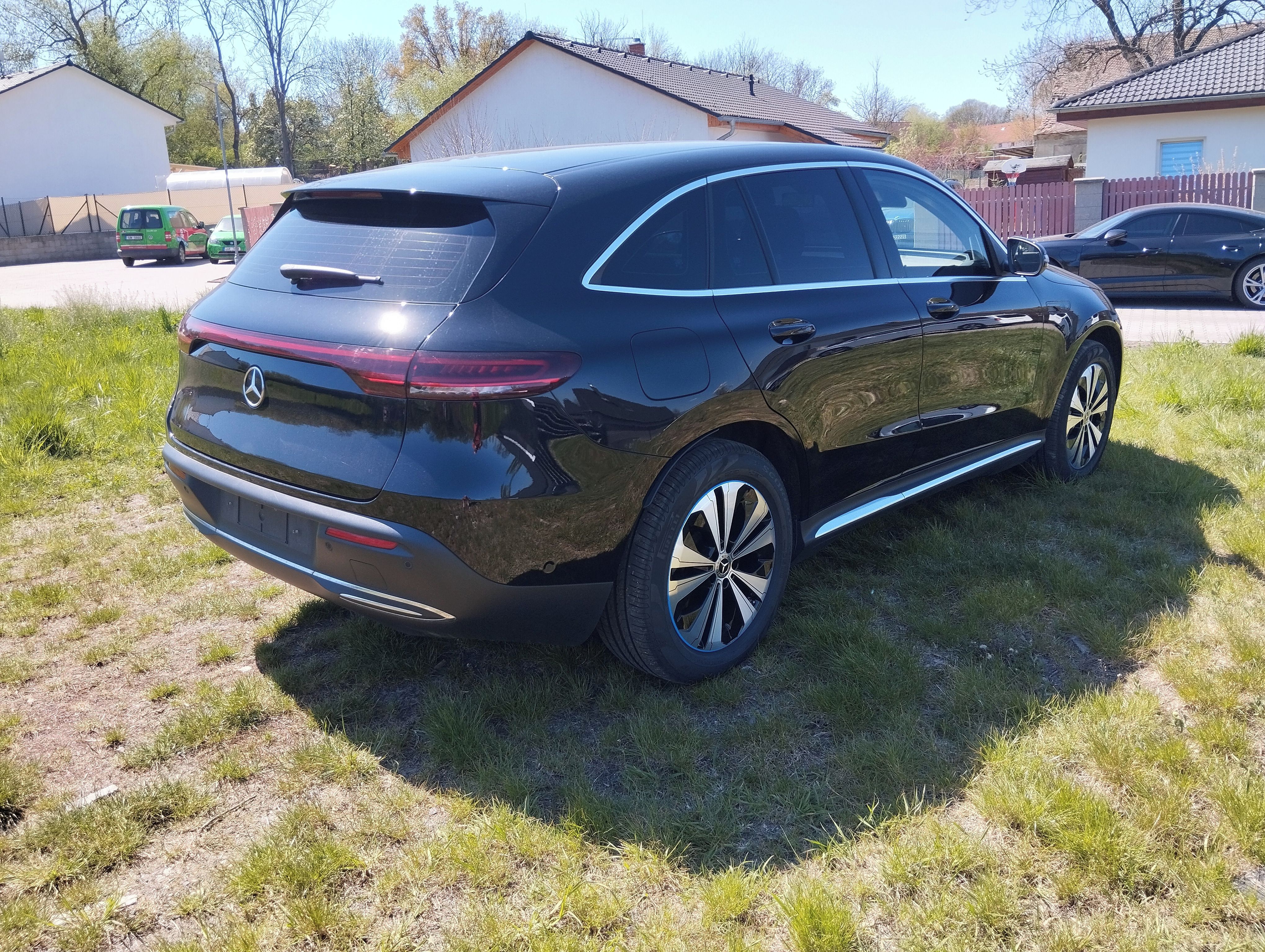 Mercedes-Benz EQC, Mercedes Benz EQC 400, 4 MATIC - fotka 3