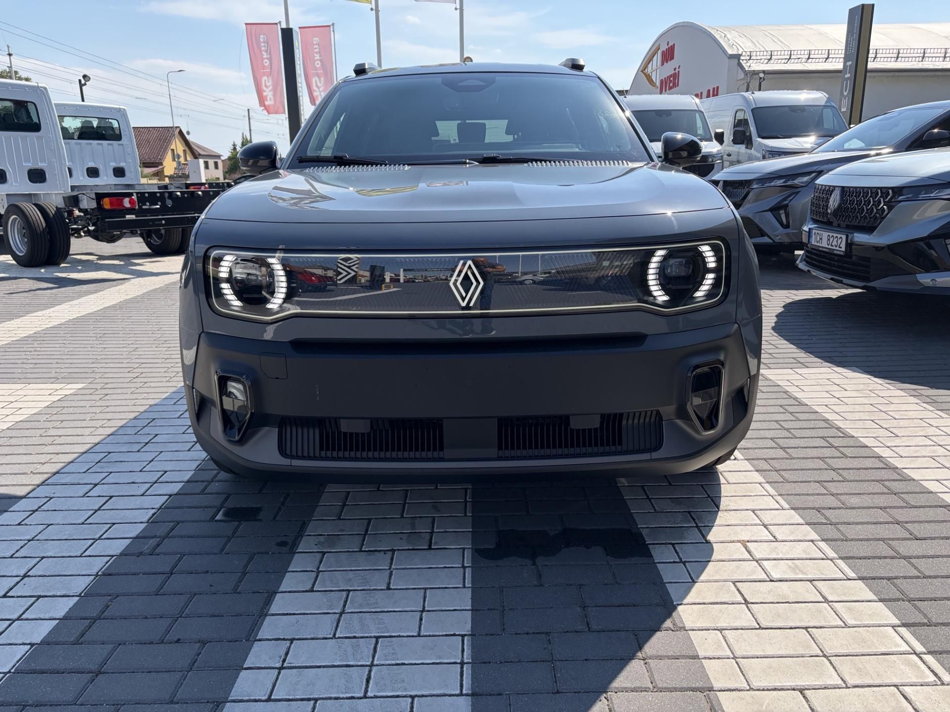 Renault R4, techno 150 k comfort range - fotka 4