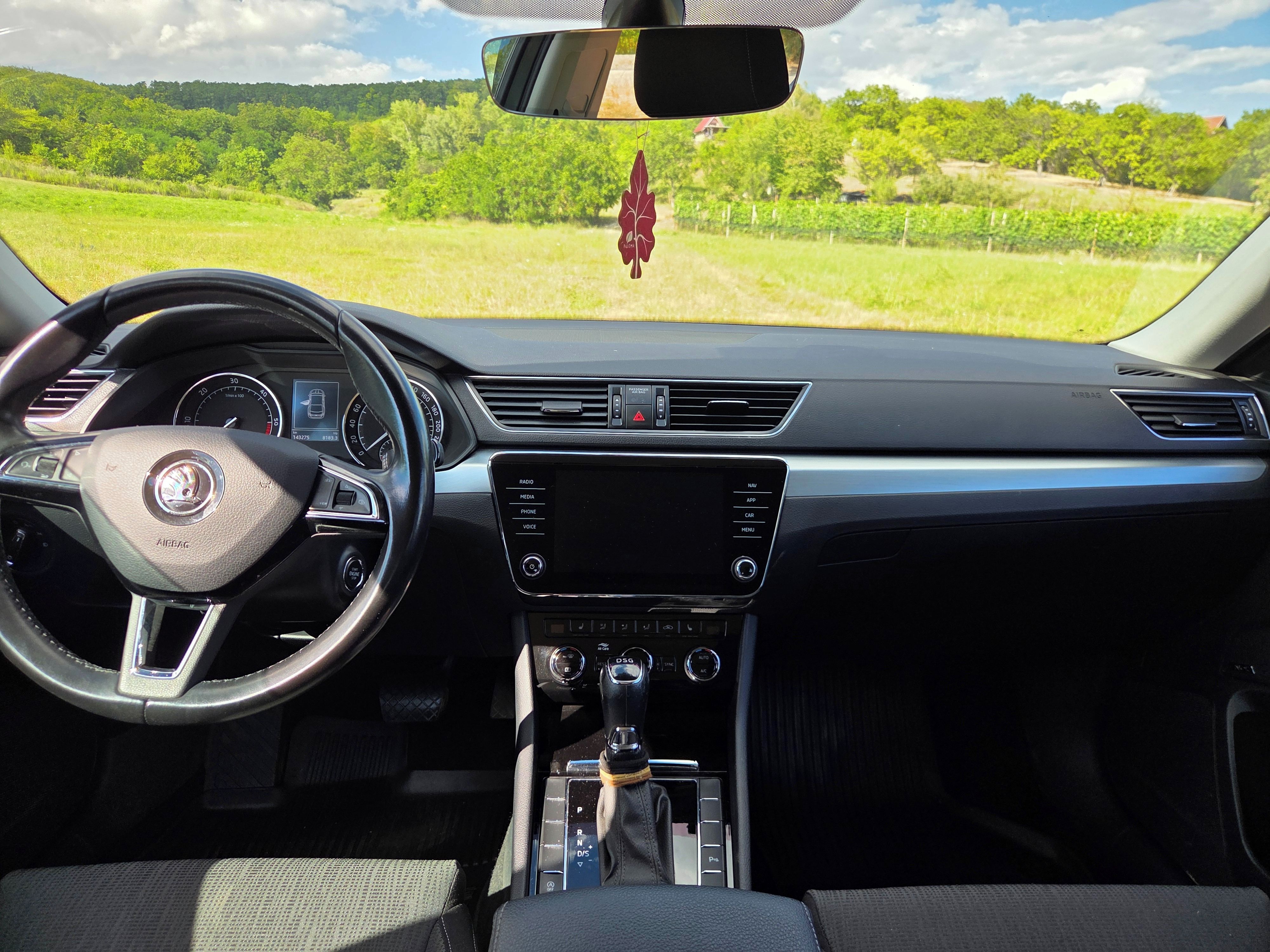 Škoda Superb, 2.0 TDI - fotka 3