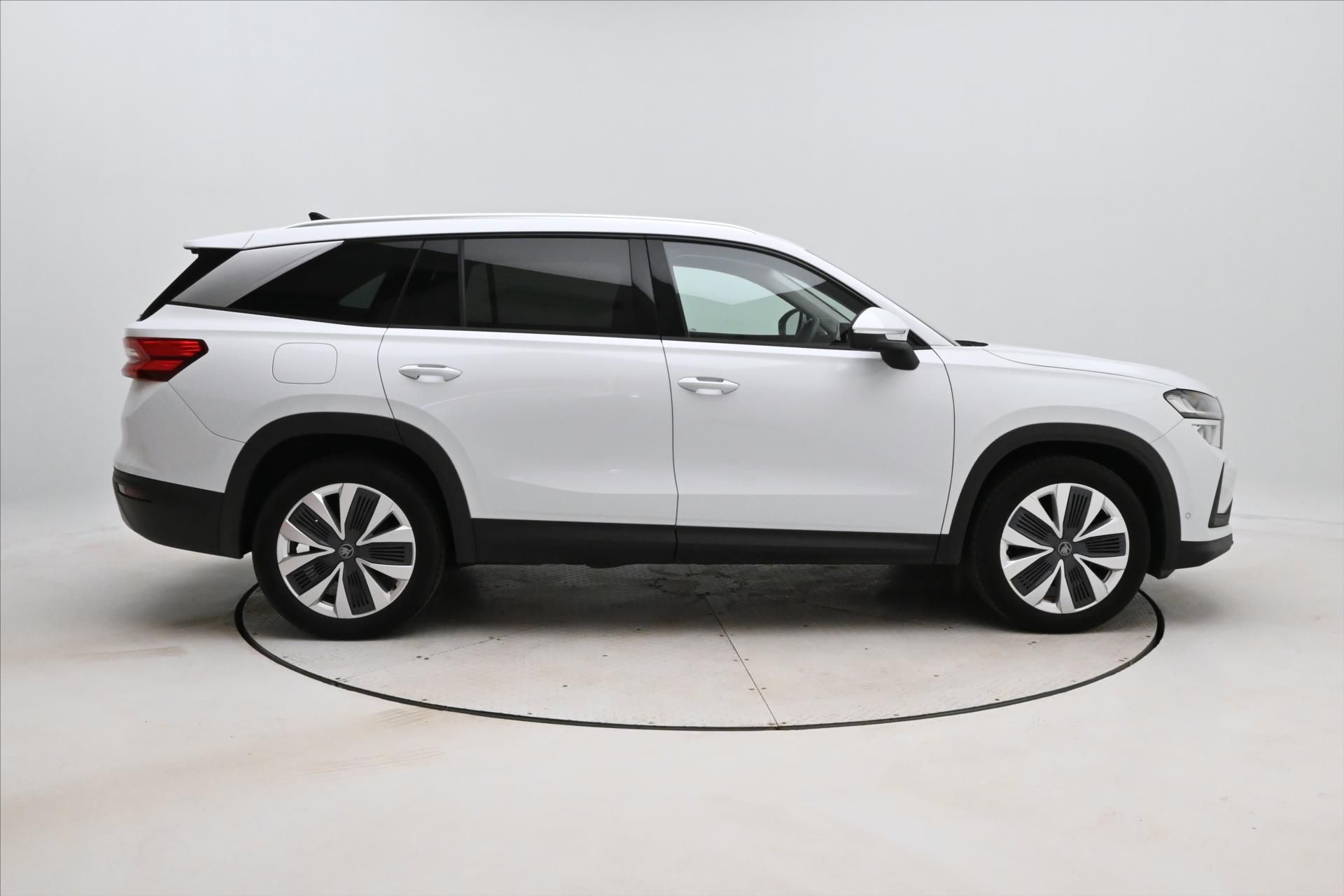 Škoda Kodiaq, 1,5 TSI iV 150kW DSG Selection - fotka 4