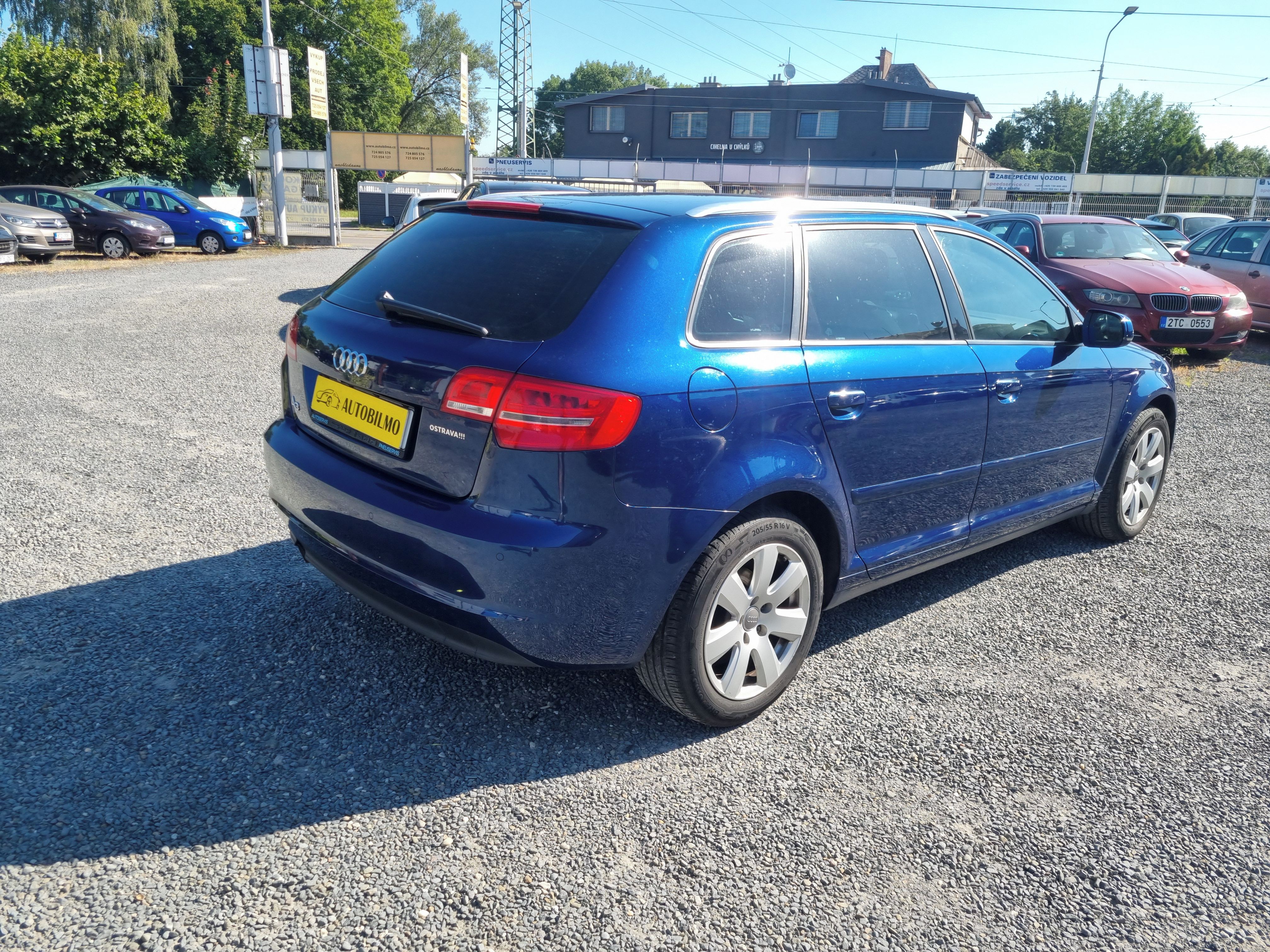 Audi A3, 1.6 TDi 77KW Klima - fotka 3