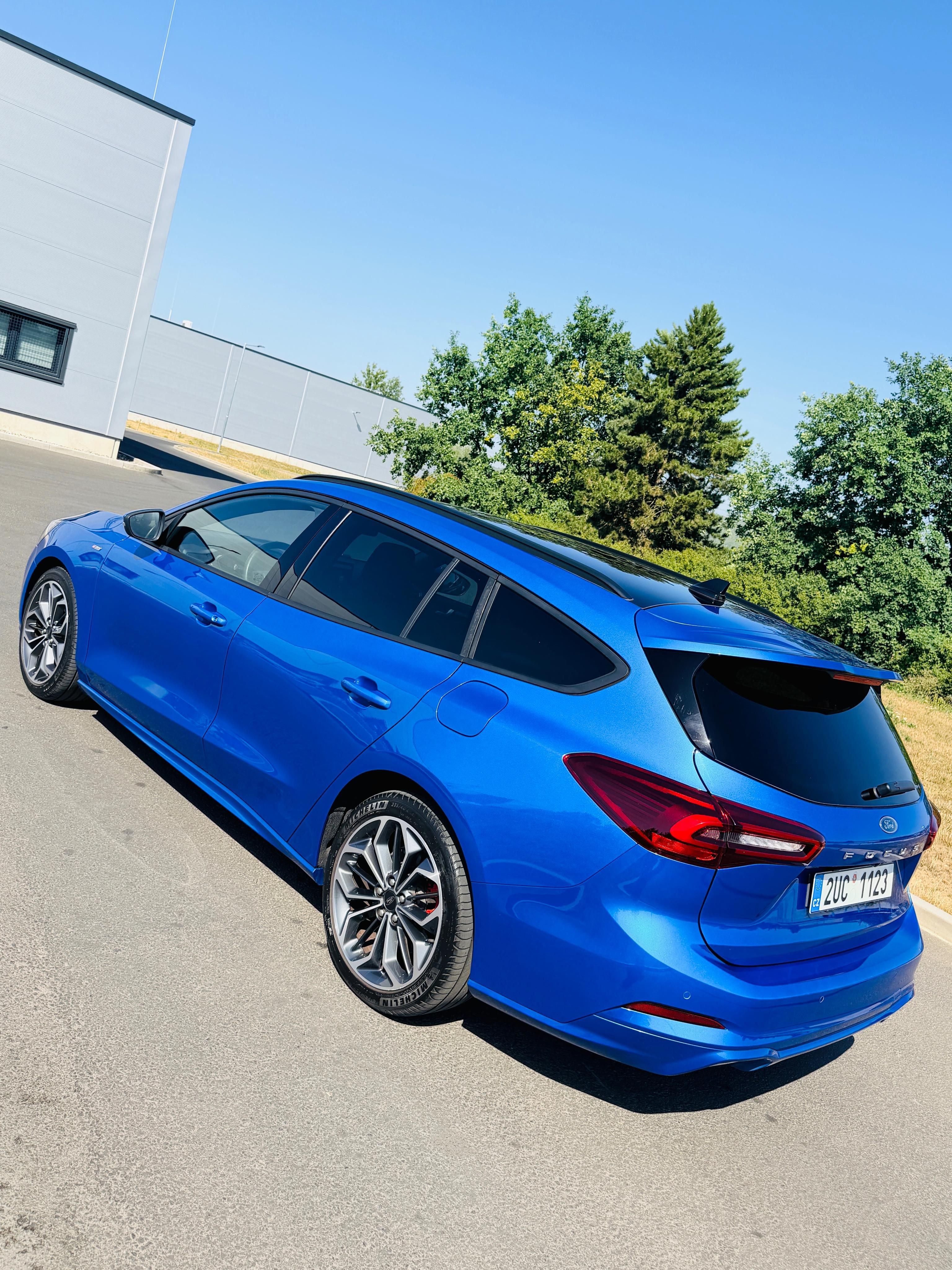 Ford Focus, STL X AT | MATRIX | PANO | B&O - fotka 2