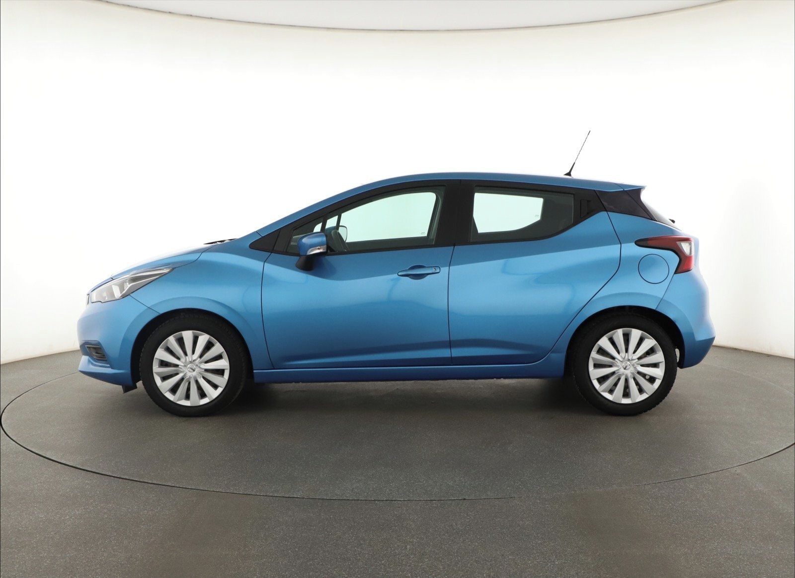 Nissan Micra, 1.0 IG, Serv.kniha, Klima - fotka 3