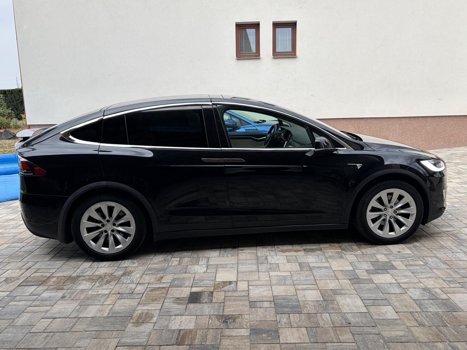 Tesla Model X, 100D, MCU2, tazne,5mist - fotka 4