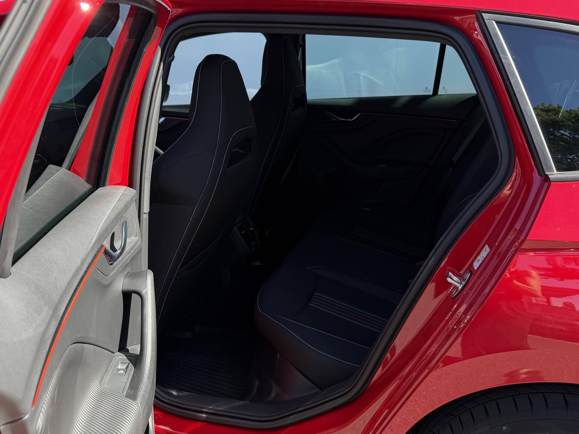 Škoda Scala, Monte Carlo 7DSG 1,0TSI - fotka 6