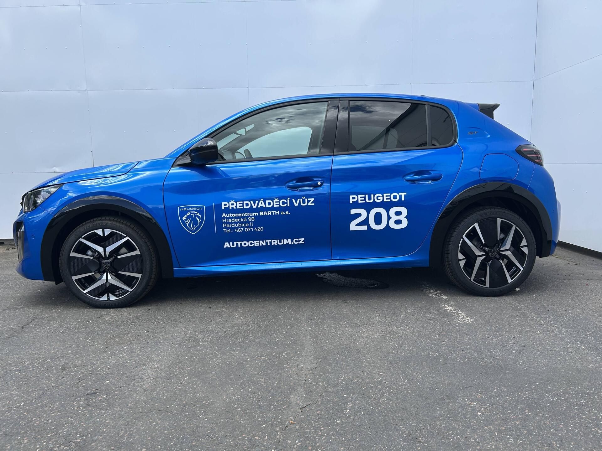 Peugeot 208, GT e-DCS6 1,2 Hybrid - fotka 3